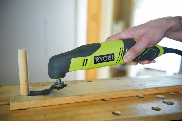 Multitool 200W découpeur ponceur outil multifonction + 10 Accessoires RMT200S - 5133001818 RYOBI