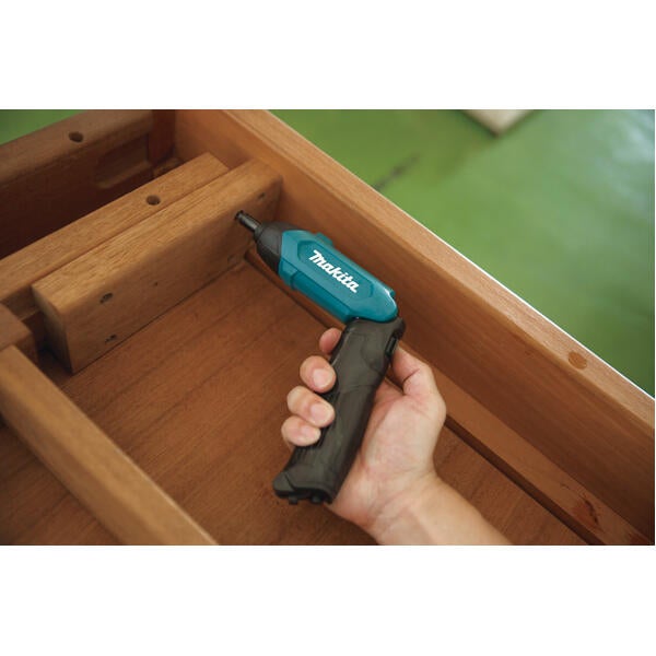 Tournevis sans fil 3,6V - MAKITA DF001DW 