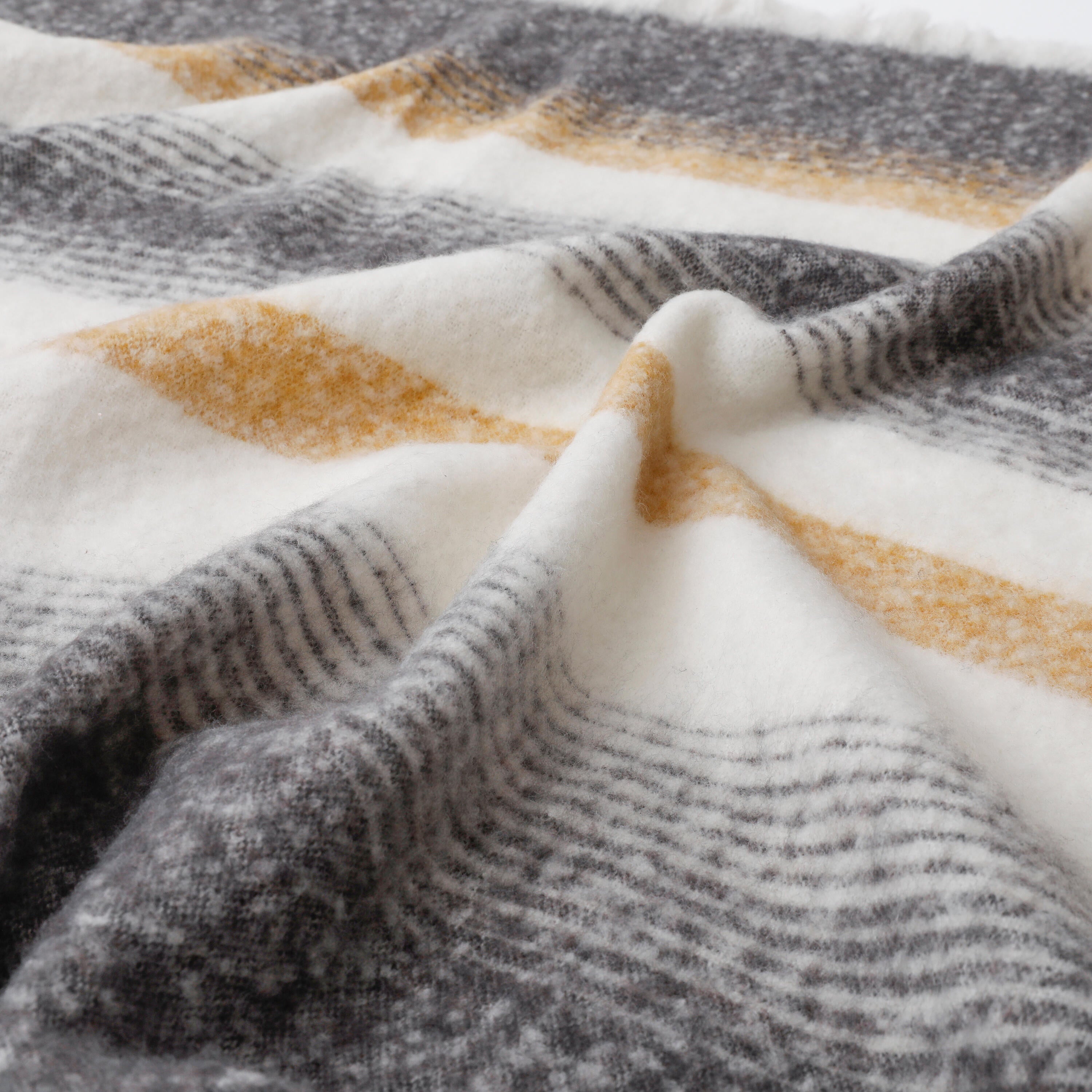 Manta tejido Beth rectangular INSPIRE poliéster multicolor rayas con flecos de 130x170 cm - 6