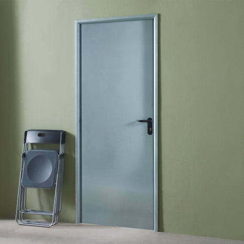 Puertas auxiliares y de trastero