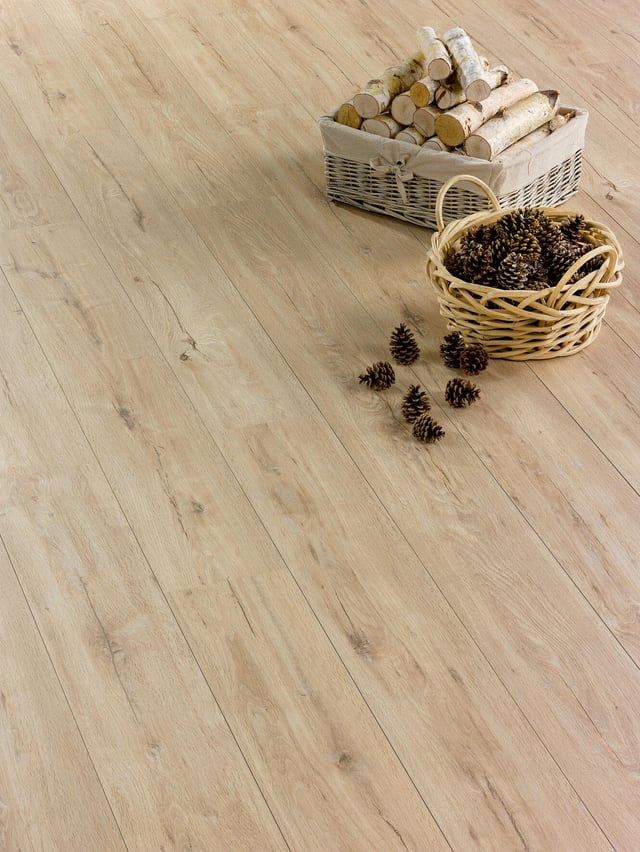 Sol stratifié Carlotta MOD 14 AC4 EP.8mm L.128.6 x 19.2 cm - Alsapan