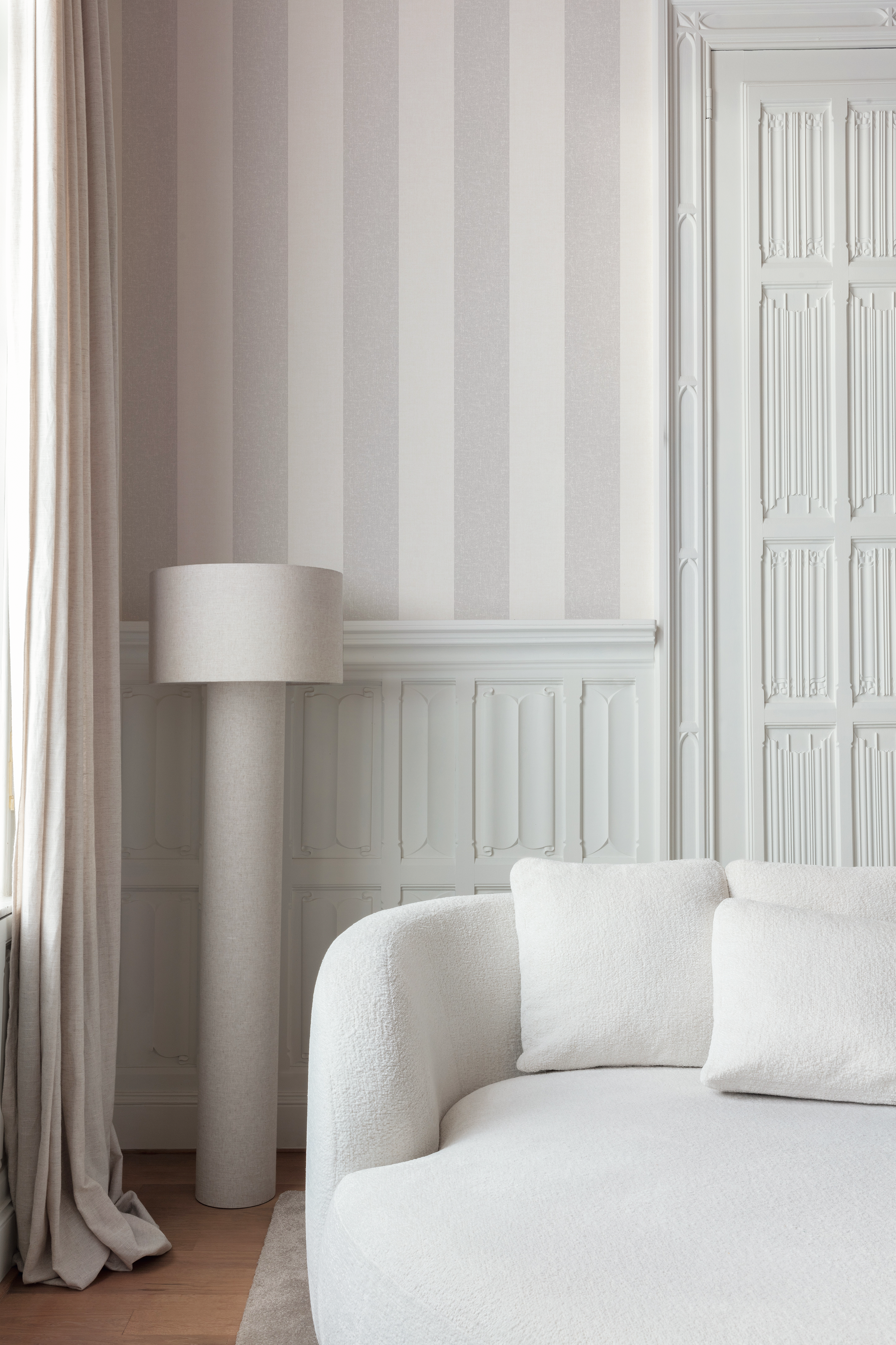 Tapeta Venetian Stripes Pasy szara winylowa na flizelinie