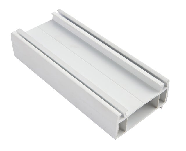 Élargisseur pour porte d'entrée PVC