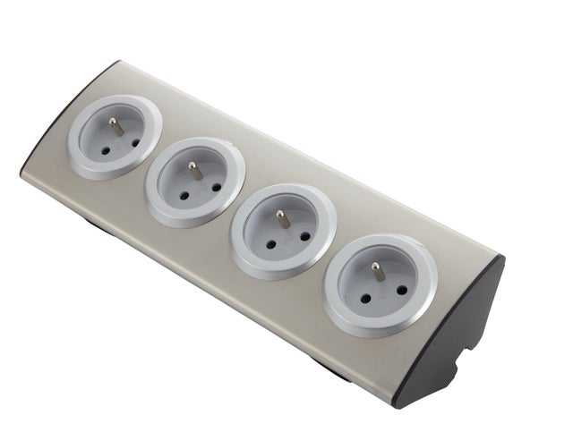 Multiprise d'angle 4 prises inox