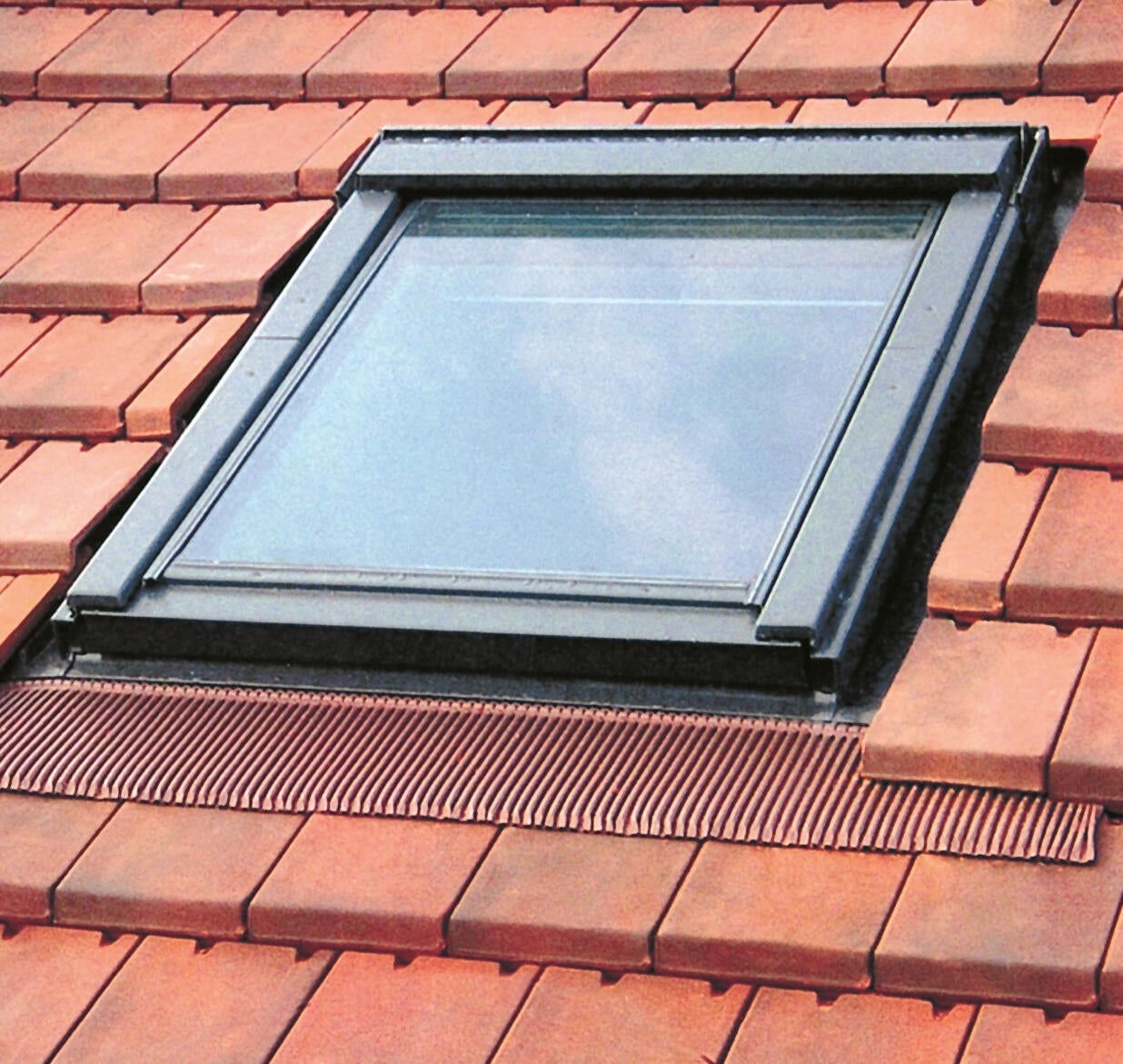 Raccord pour fenêtres de toit EDN SK06 l.114 x H.118 cm - VELUX