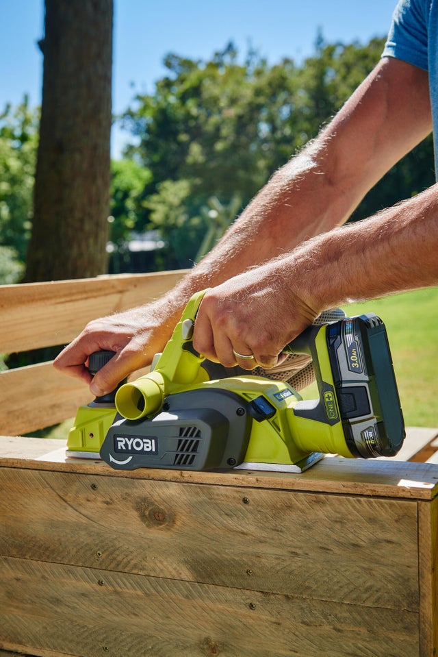 Rabot sans fil 18V sans batterie ni chargeur - R18PL-0 5133002921 RYOBI