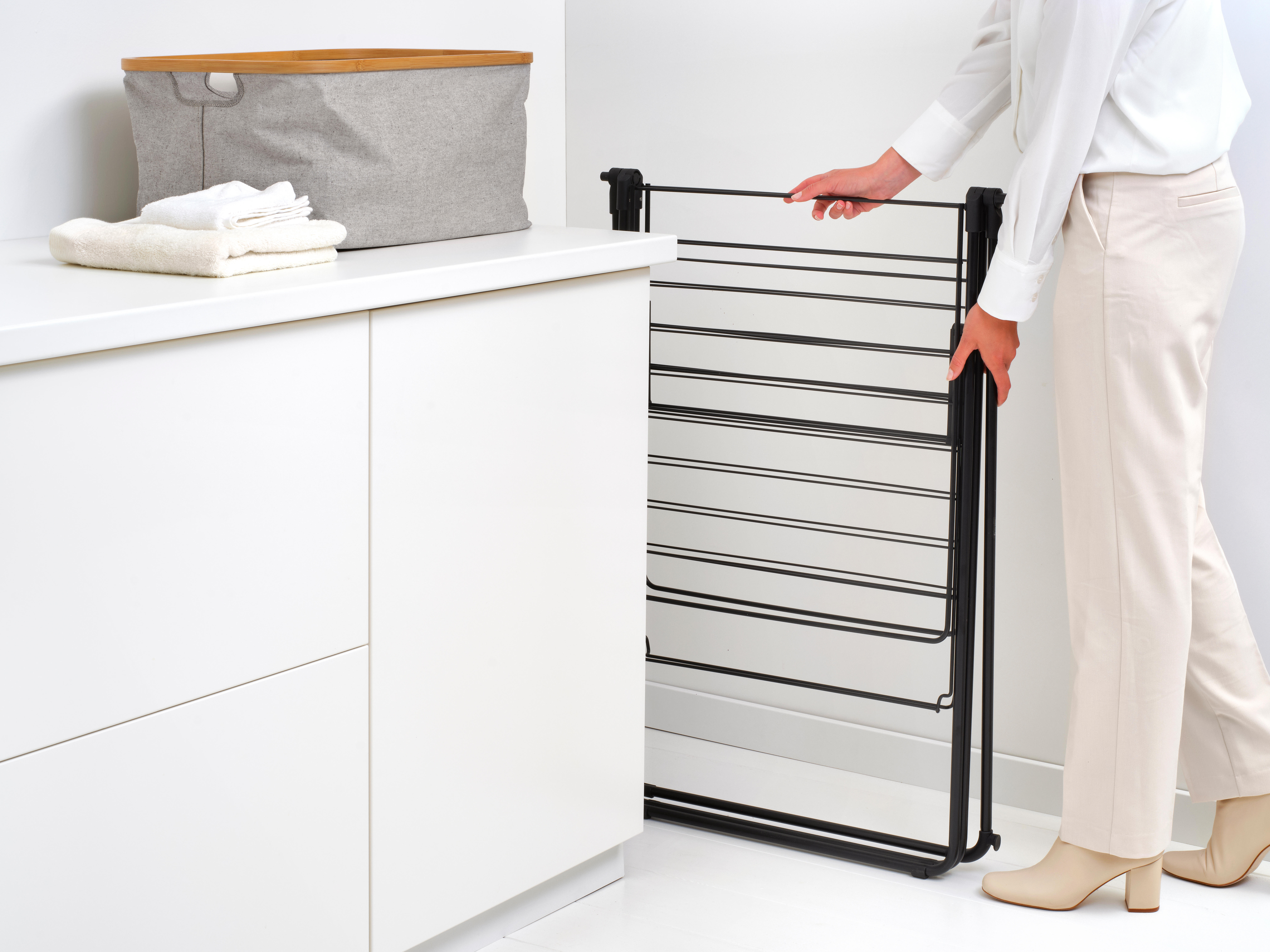 Etendoir à linge sur pieds20 m noir BRABANTIA - 2