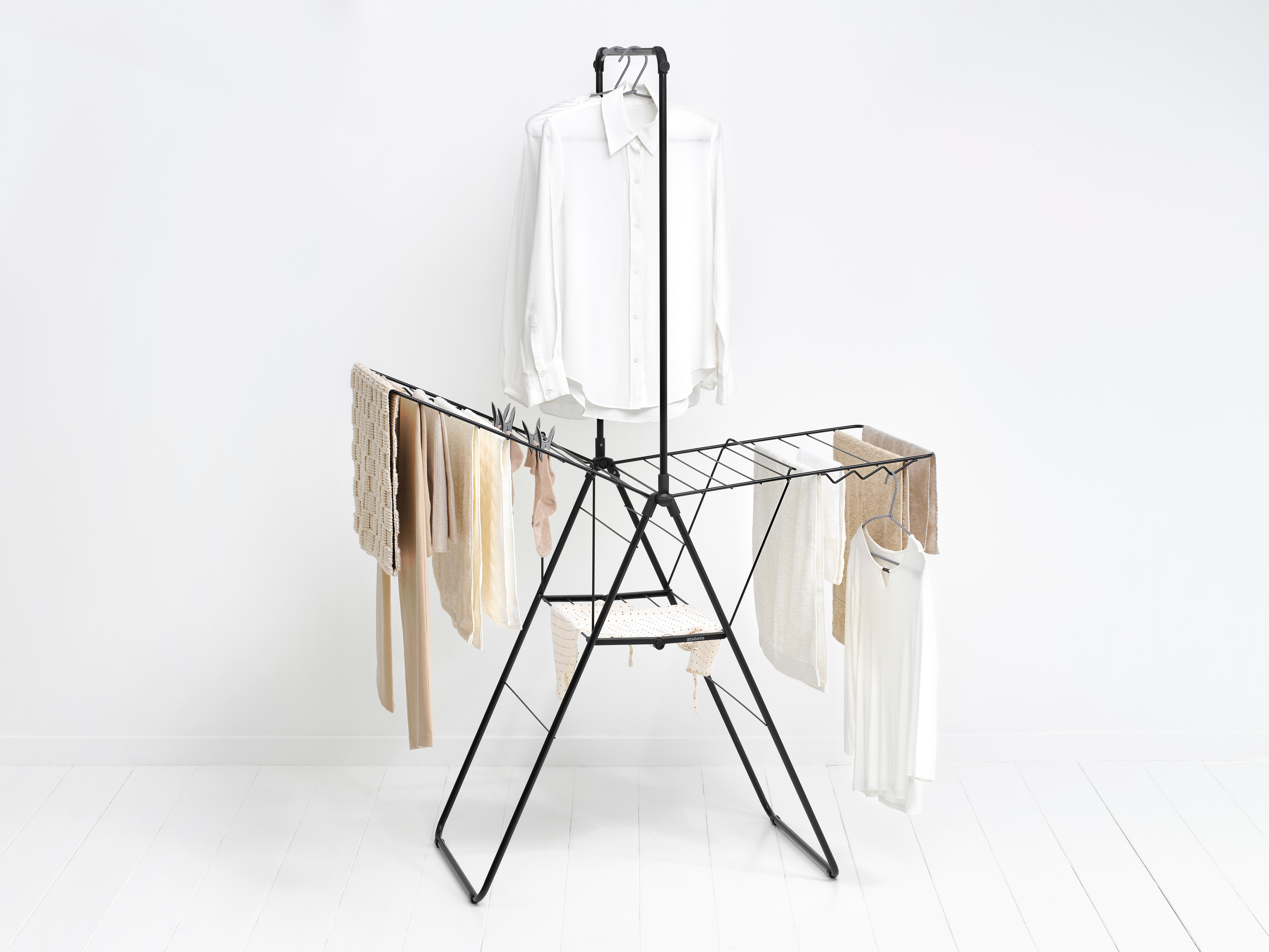 Etendoir à linge sur pieds20 m noir BRABANTIA - 3
