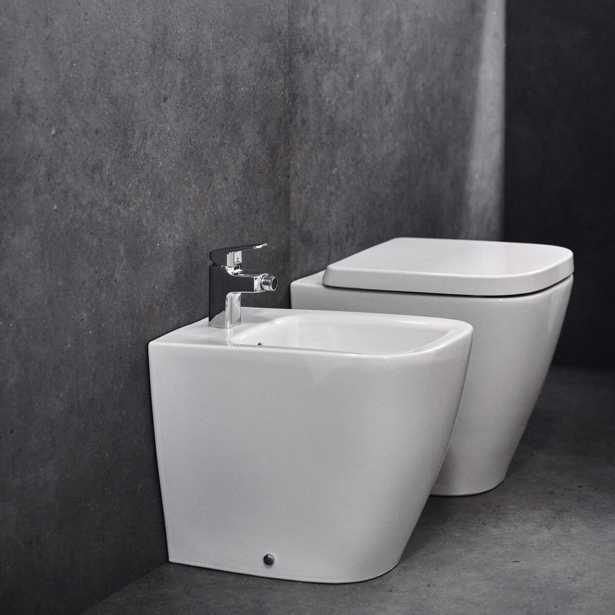 Vaso WC filomuro IDEAL STANDARD i.life s, sedile escluso P 48 x L 36 x H 40 cm bianco lucido - 3