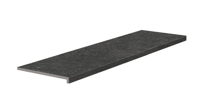 Peldaño extrusionado Ardenas efecto piedra antracita 120x33cm espesor 12mm