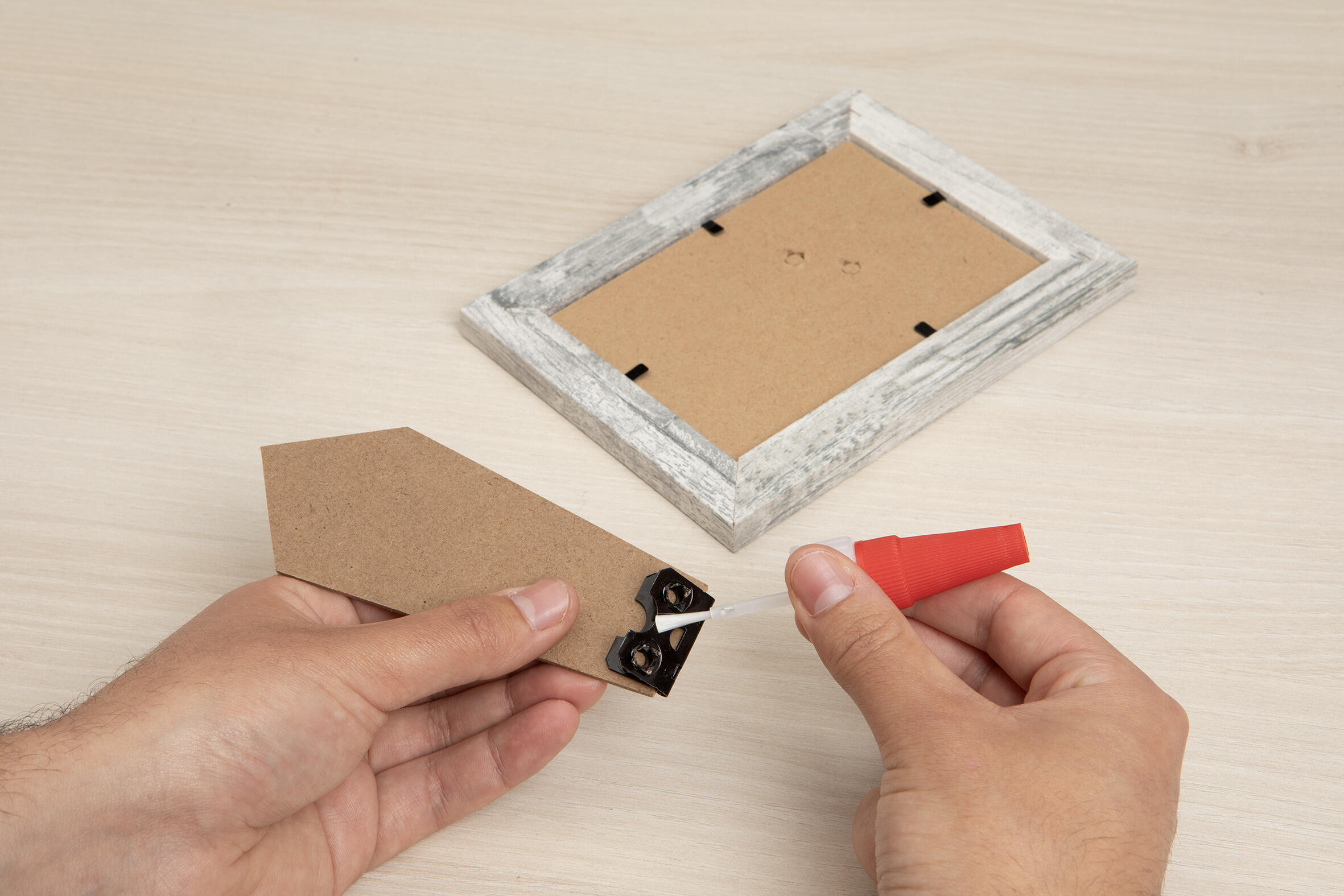 Cola instantánea CEYS UltraUnick 2 en 1 5 gr transparente para madera, PVC, cuero, aplicación con pincel, resistente a UV, resistente al calor, resistente a vibraciones. Para pegar y reparar un material roto. - 5