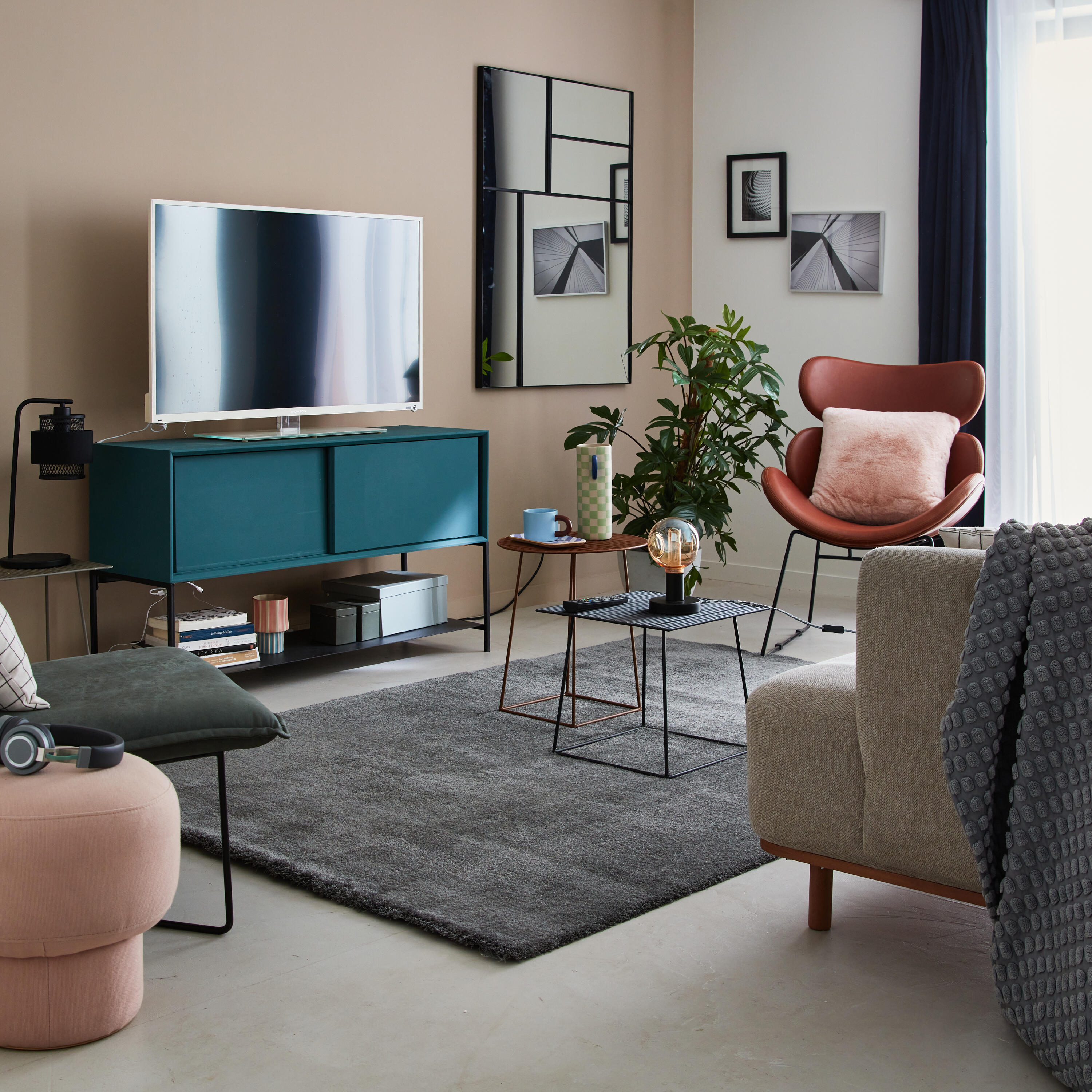 Alfombra  poliéster pelo medio INSPIRE base antideslizante Enzol liso gris moon  lavable en lavadora 160x230cm - 7