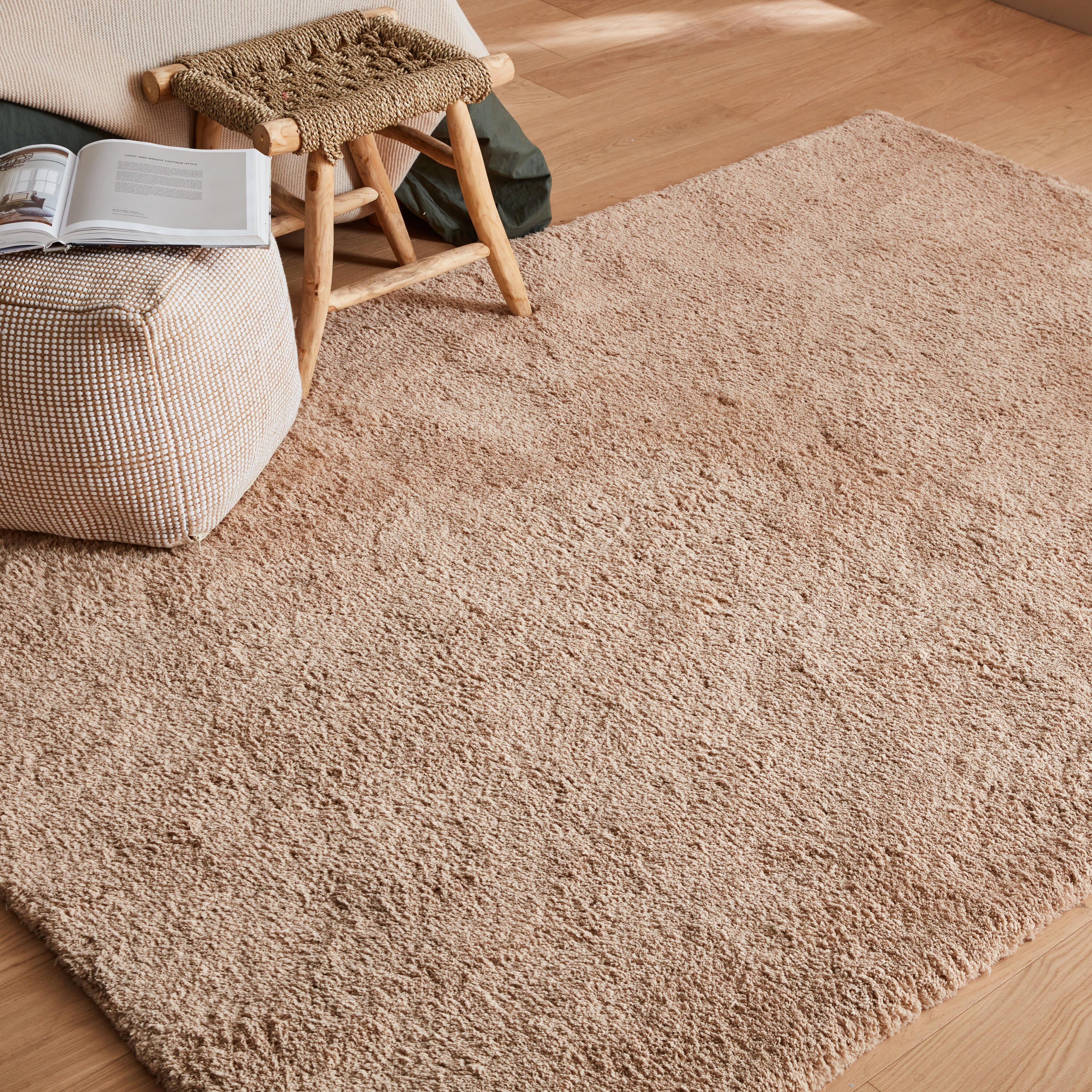Alfombra pie de cama poliéster Talka 60x120cm pelo largo INSPIRE beige trench - 2