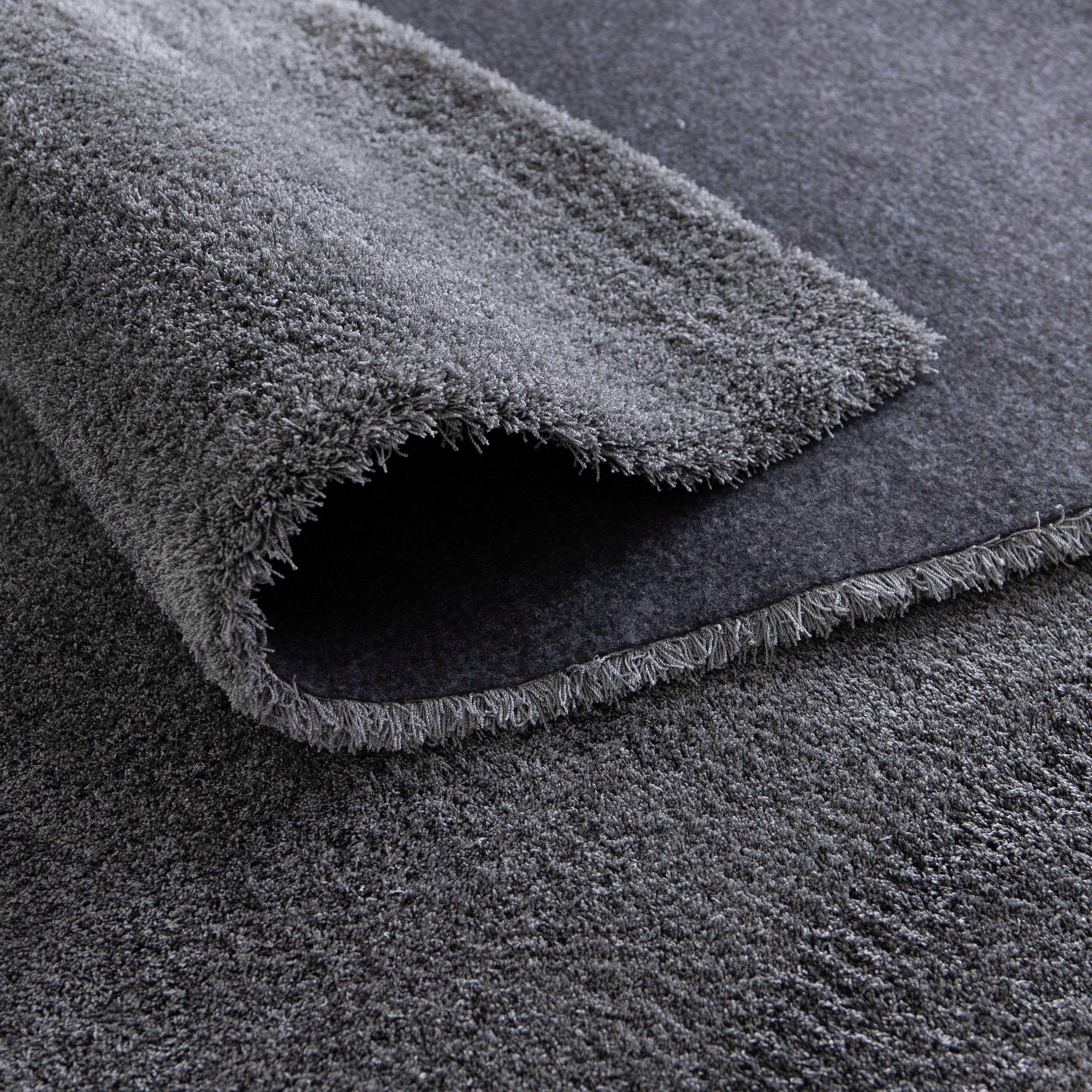 Alfombra  poliéster pelo medio INSPIRE base antideslizante Enzol liso gris moon  lavable en lavadora 160x230cm - 5