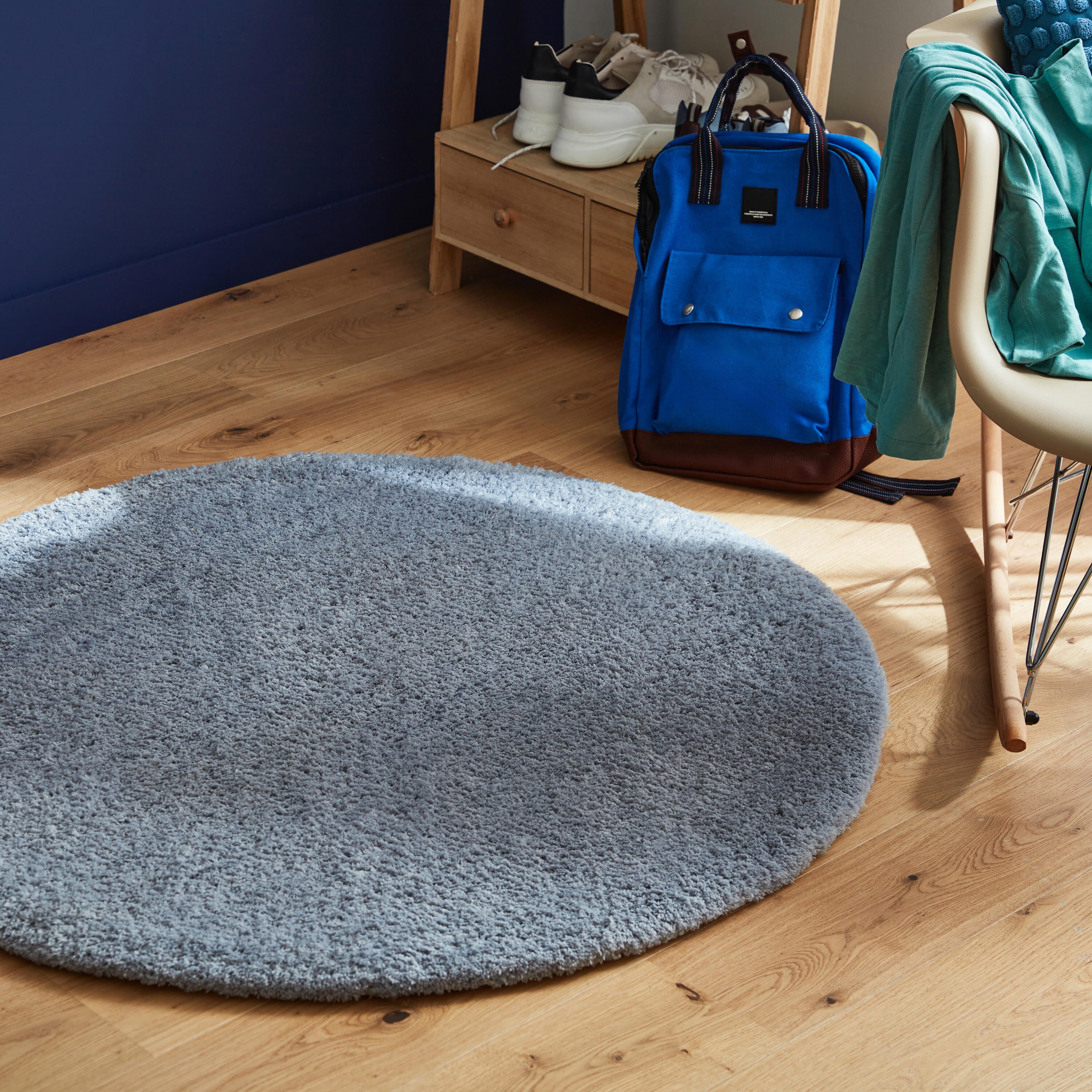 Alfombra poliéster Talka 100x100cm pelo largo INSPIRE liso gris granito redonda - 2