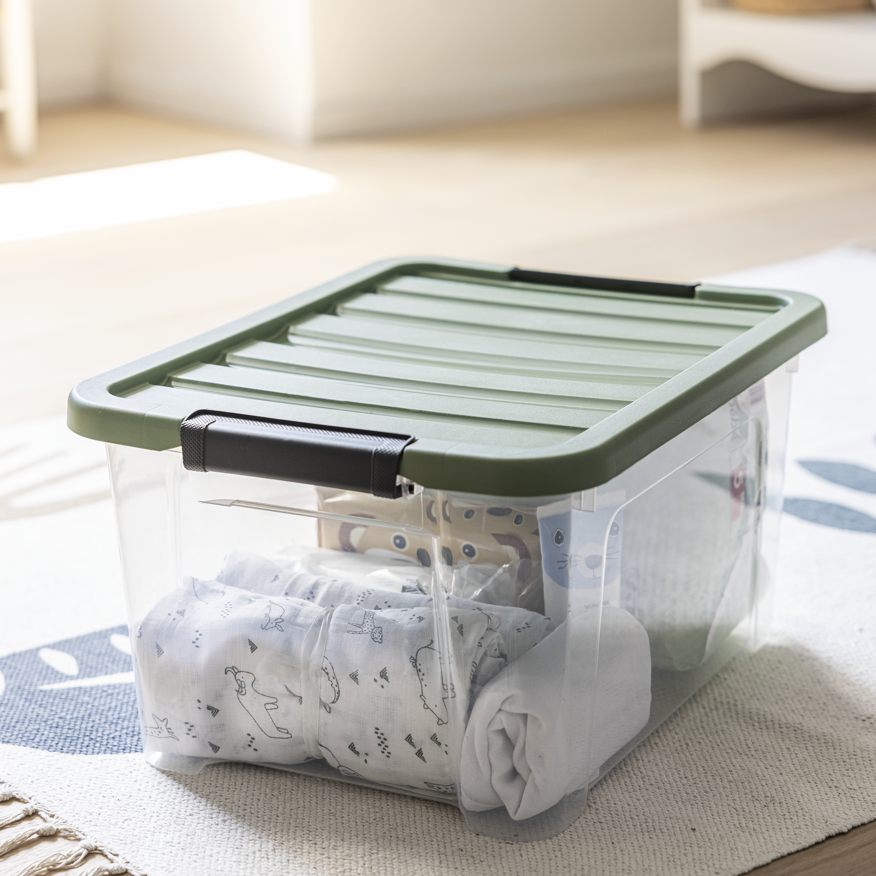 Caixa de arrumação PVC transparente com tampa verde 23L 45x34x23 cm Spaceo - 2