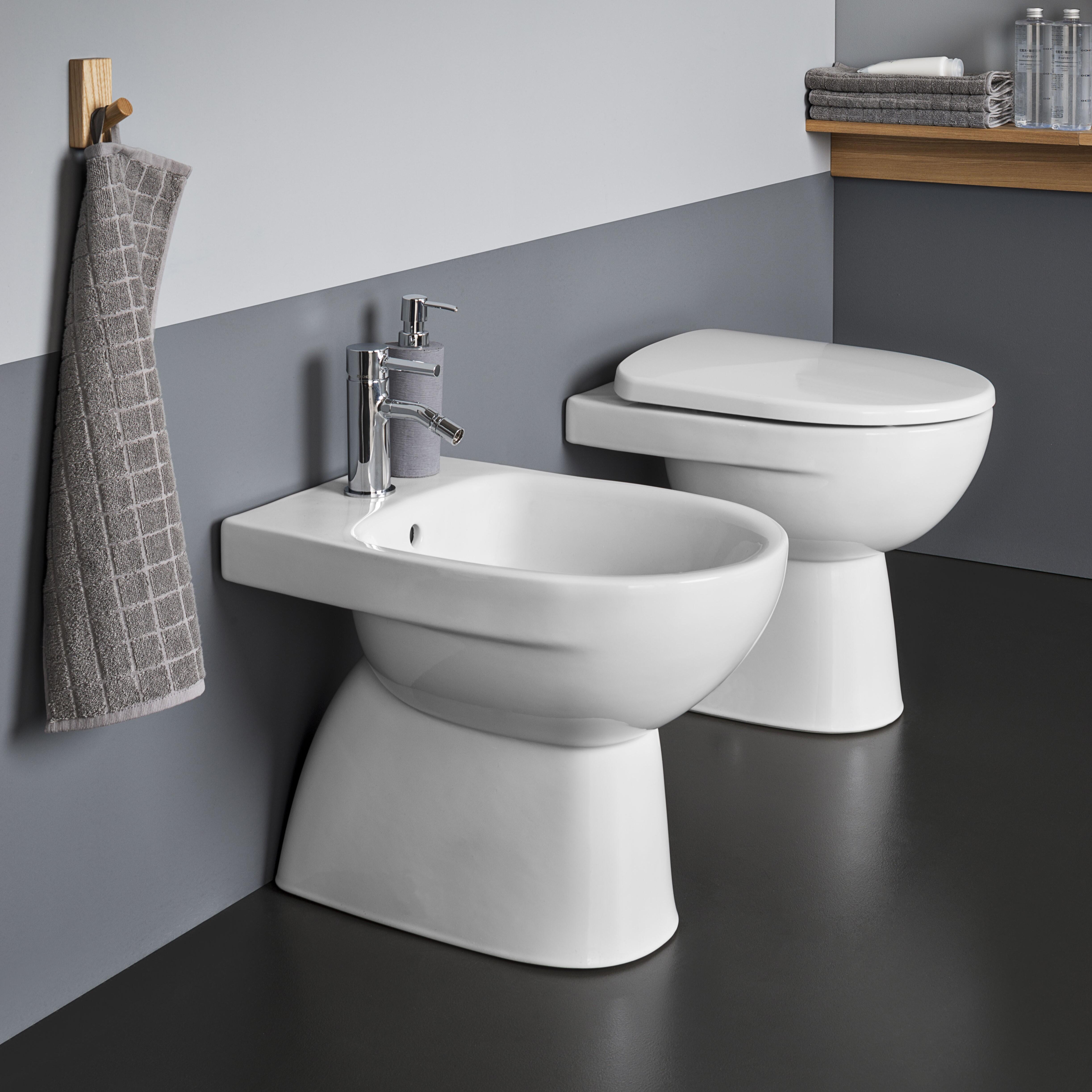 Vaso WC distanziato GEBERIT selnova, sedile escluso P 53.5 x L 35.8 x H 40 cm bianco - 2
