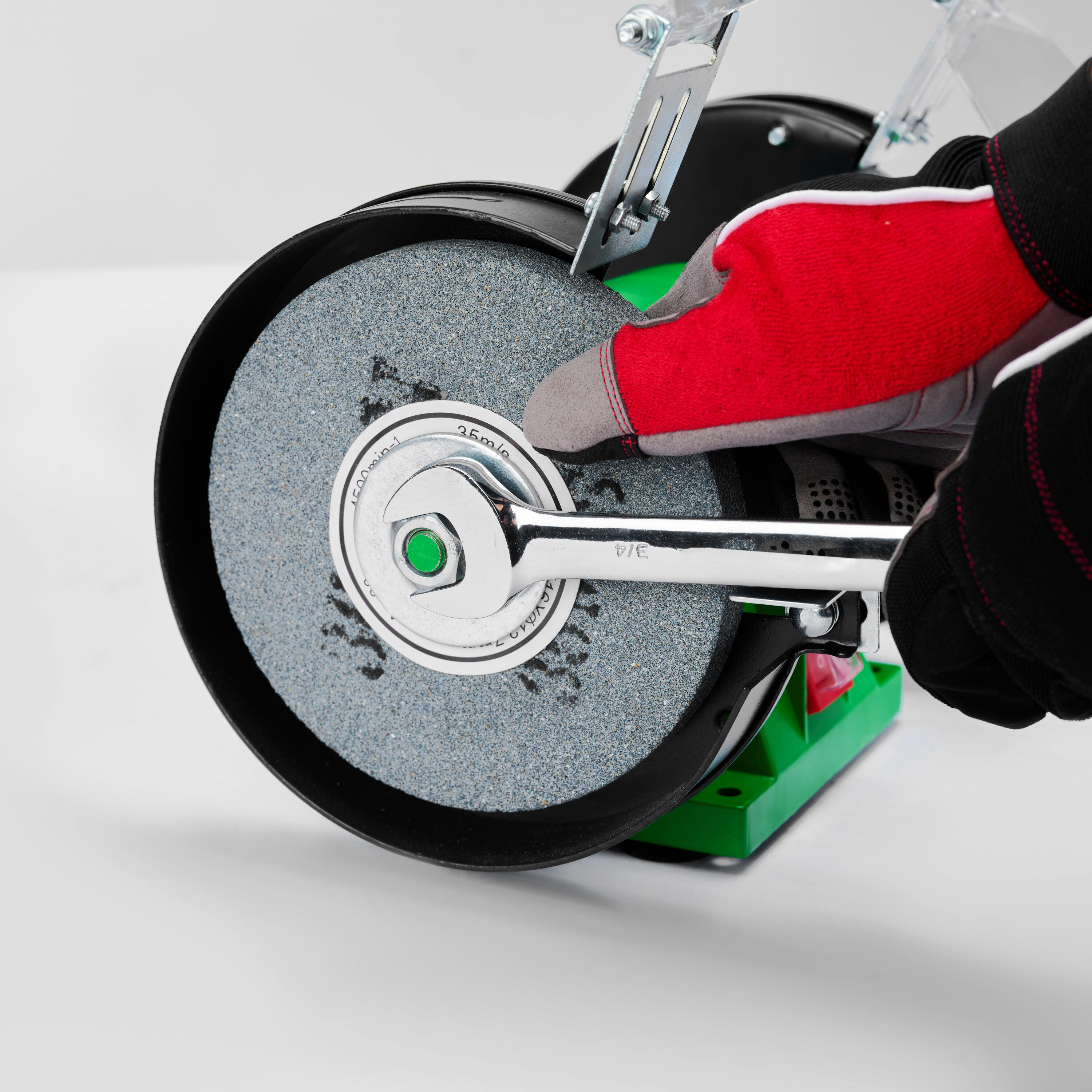 Esmeriladora diâmetro das mós 150 mm 150 W Practyl - 5