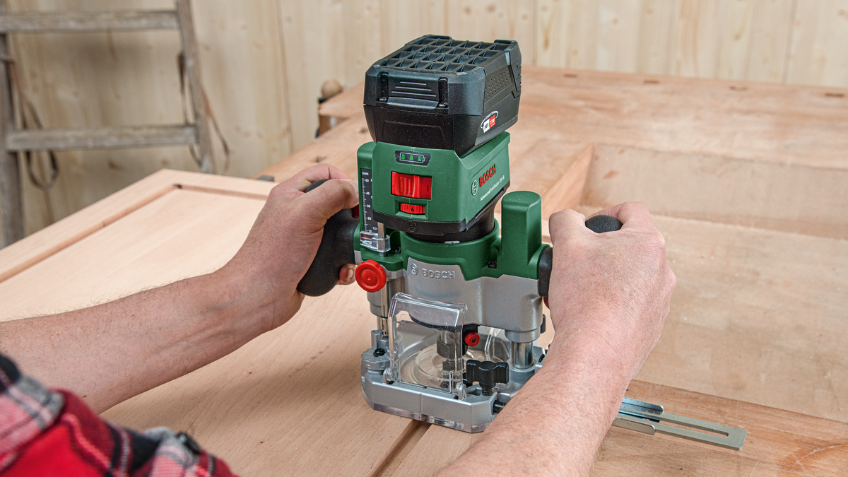 Fresadora BOSCH ADVANCETRIMROUTER 18V 8 - 3