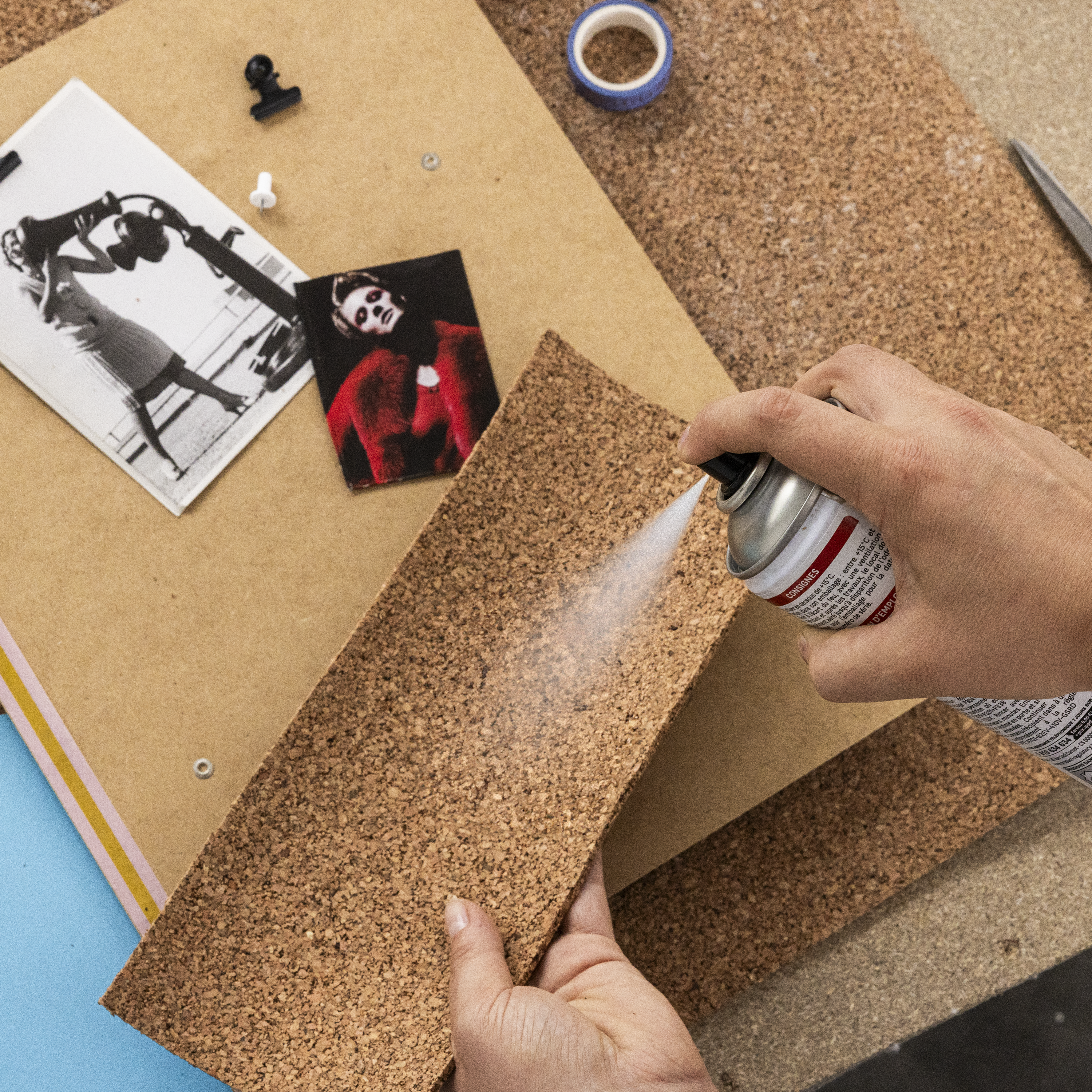 Klej kontaktowy spray bezbrawny 0.4 l Axton - 3