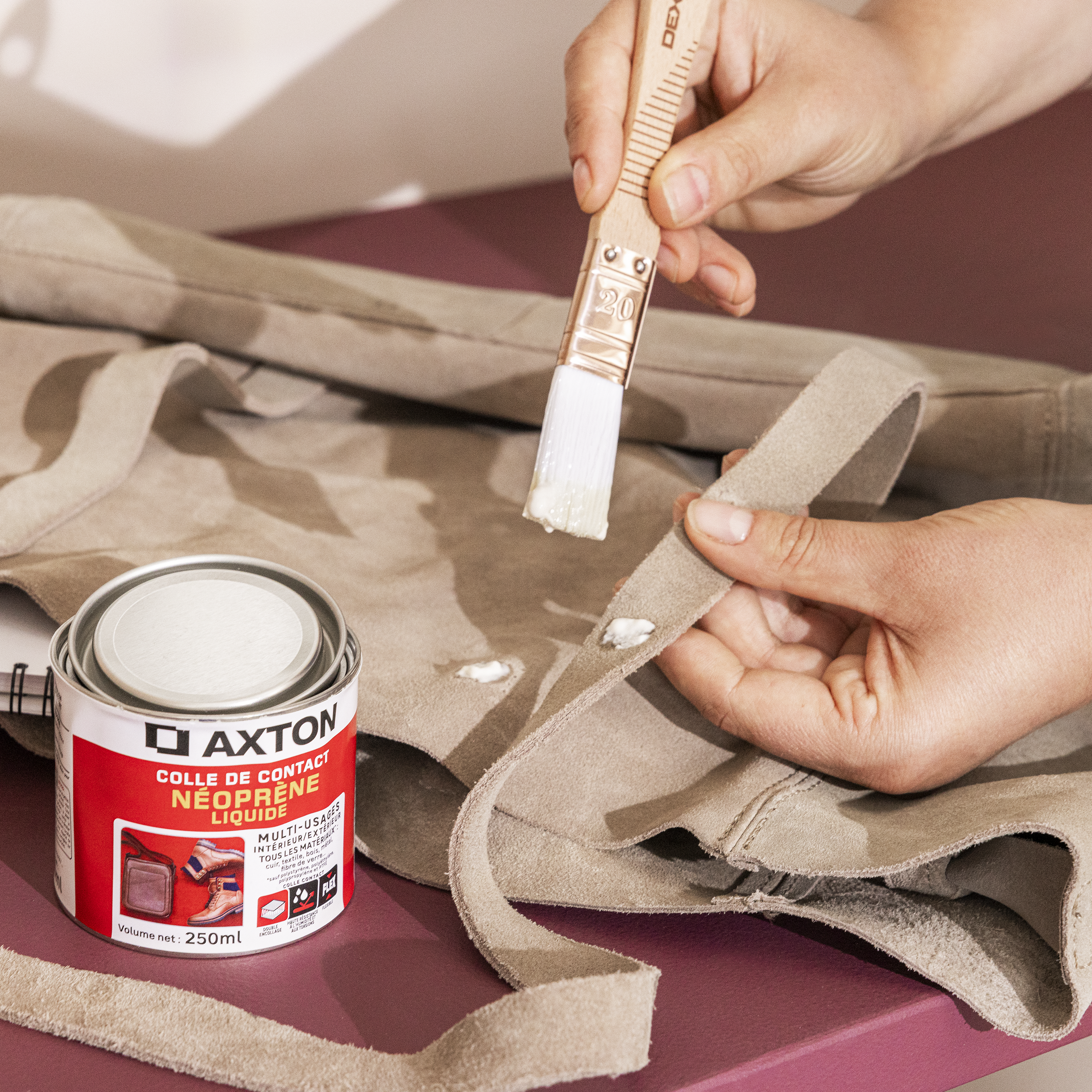 Cola de contacto AXTON 740 ml para madera, PVC, hormigón, resiste al agua. Para unir materiales. - 6