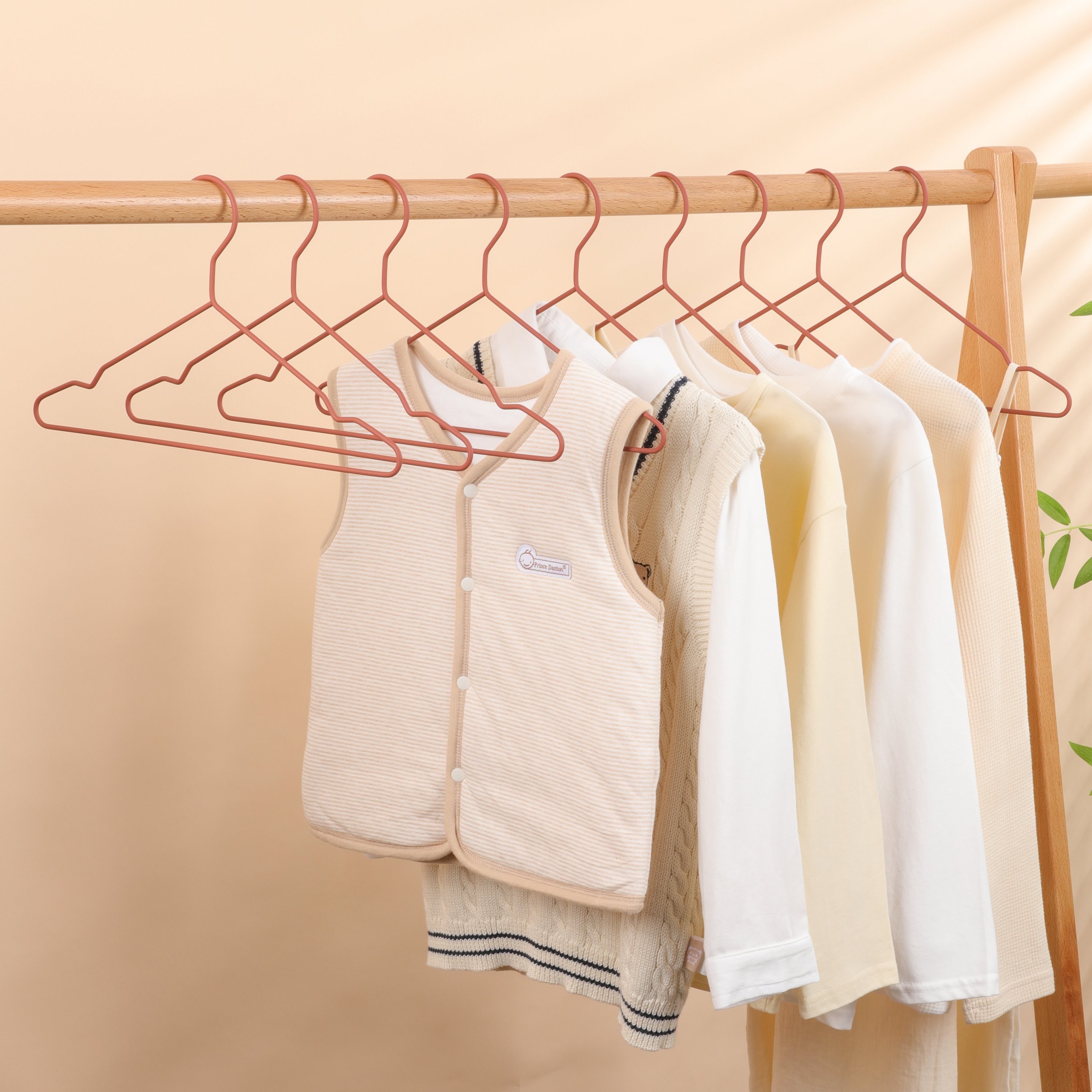 Lot de 6 cintres SPACEO acier rose, H.18.5 x l.32.5 x Ep.0.37 cm - 4
