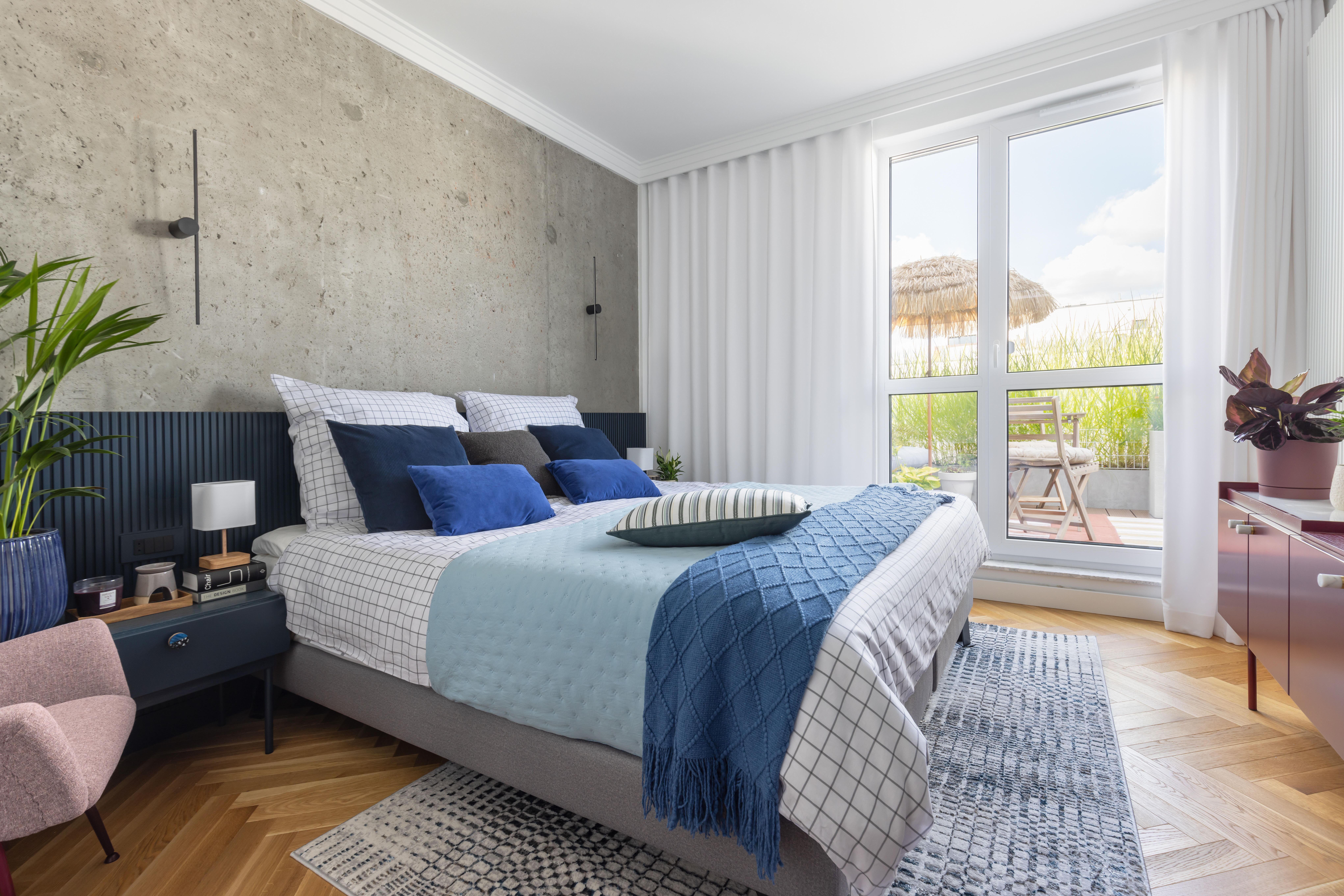 Lámpara de mesa compatible con casquillo E14 Akora INSPIRE con estructura madera blanca pantalla blanca de algodón alimentación a red - 2