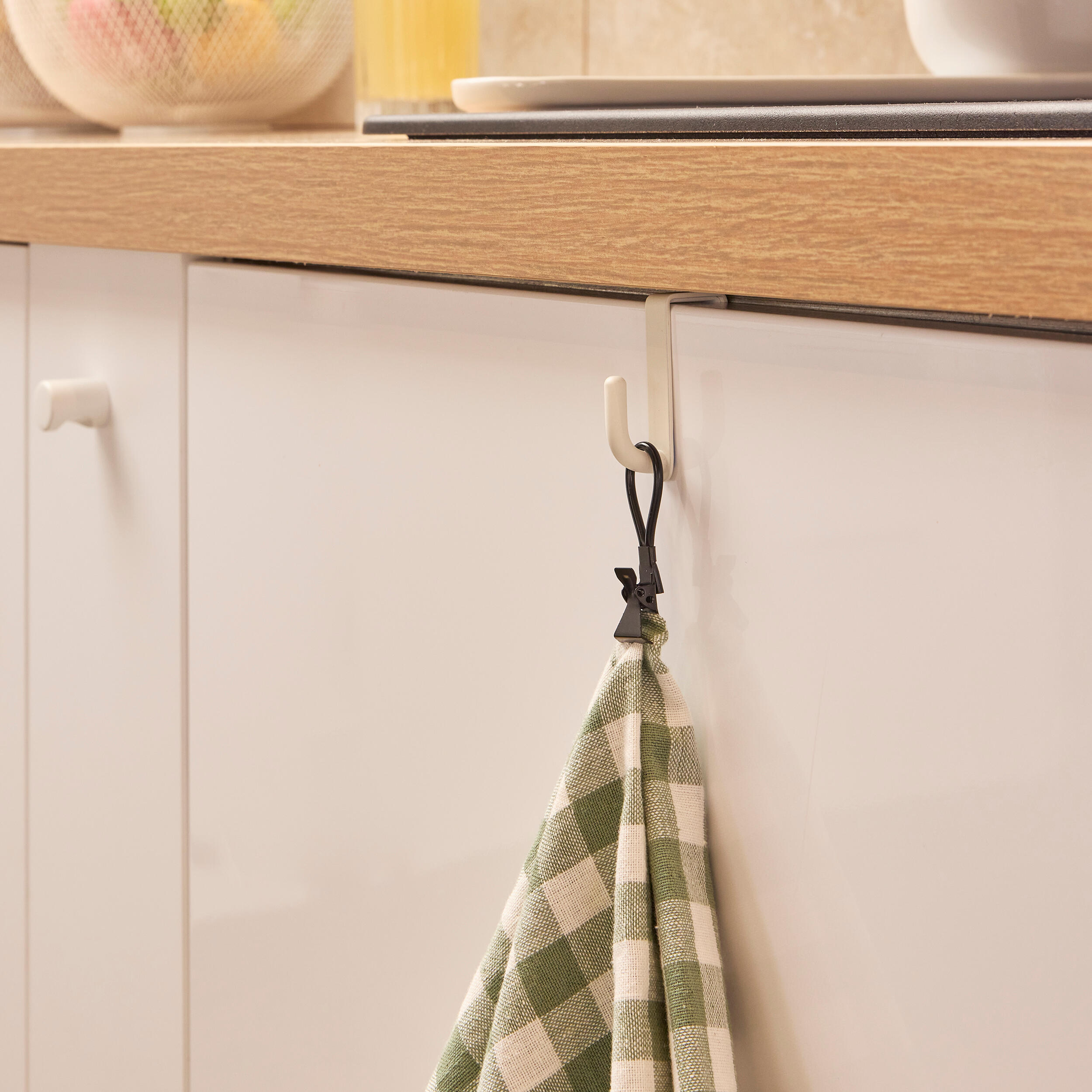 Porte-torchon sur porte blanc en acier DELINIA - 4