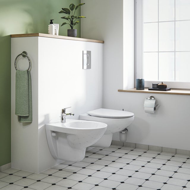 Grifo monomando de bidé GROHE Swift plata brillo. Latón