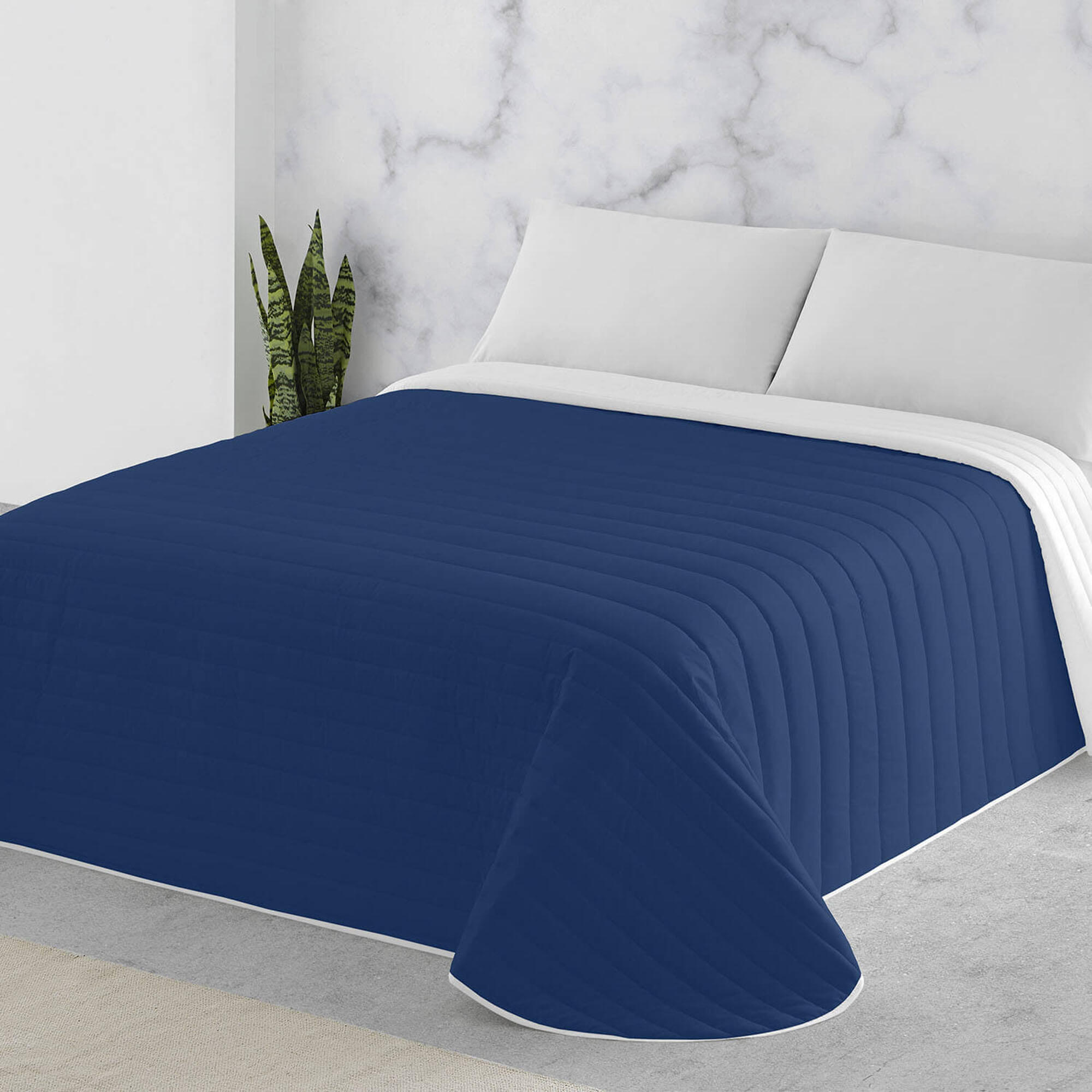 Colcha BOUTI microfibra blanco/azul para cama 135/150 cm Leroy