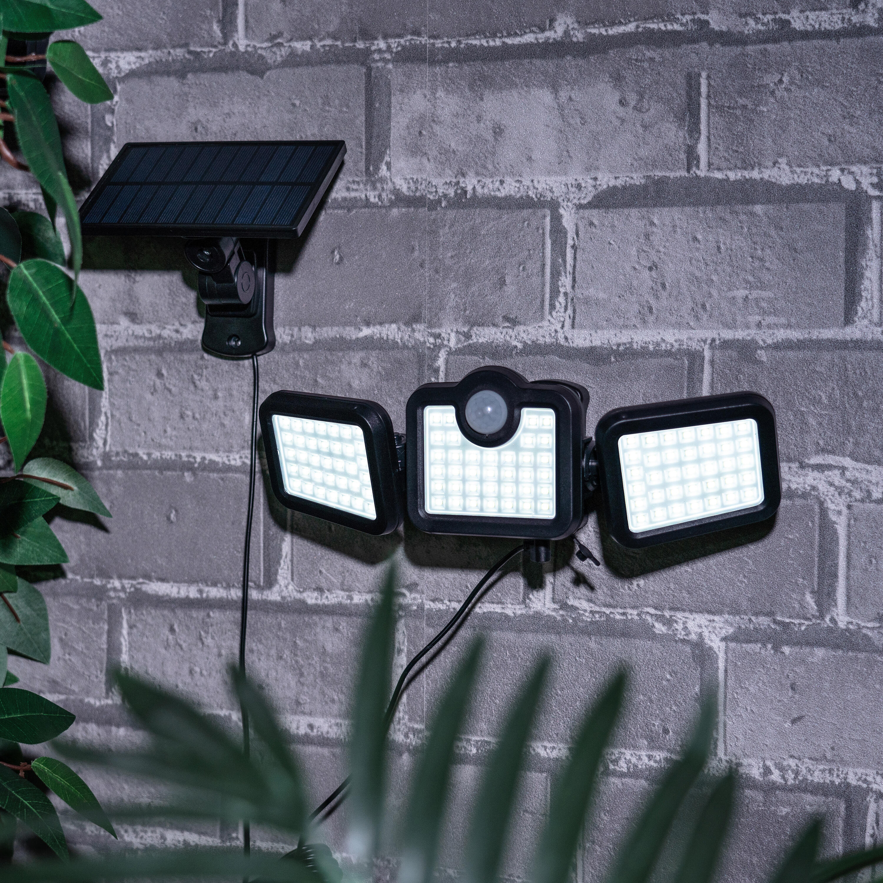 Projetor de 3 cabeças dimável ip44 1000lm 6500k preto - 2