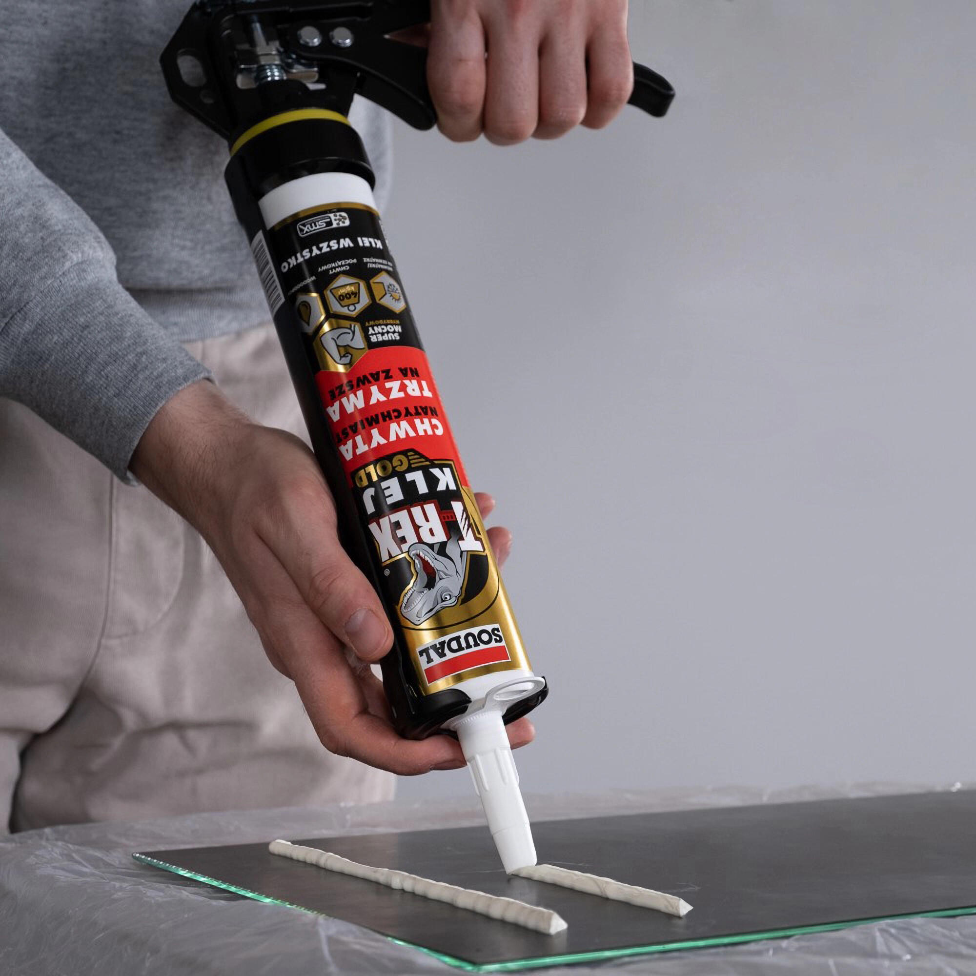 Klej hybrydowy T-REX GOLD 290 ml SOUDAL - 2