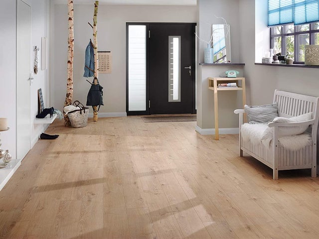 Sol stratifié chêne naturel Lakeland MOD 017  AC3 Ep.7 mm L.128,5 x l.19,2 cm -KRONOSPAN   