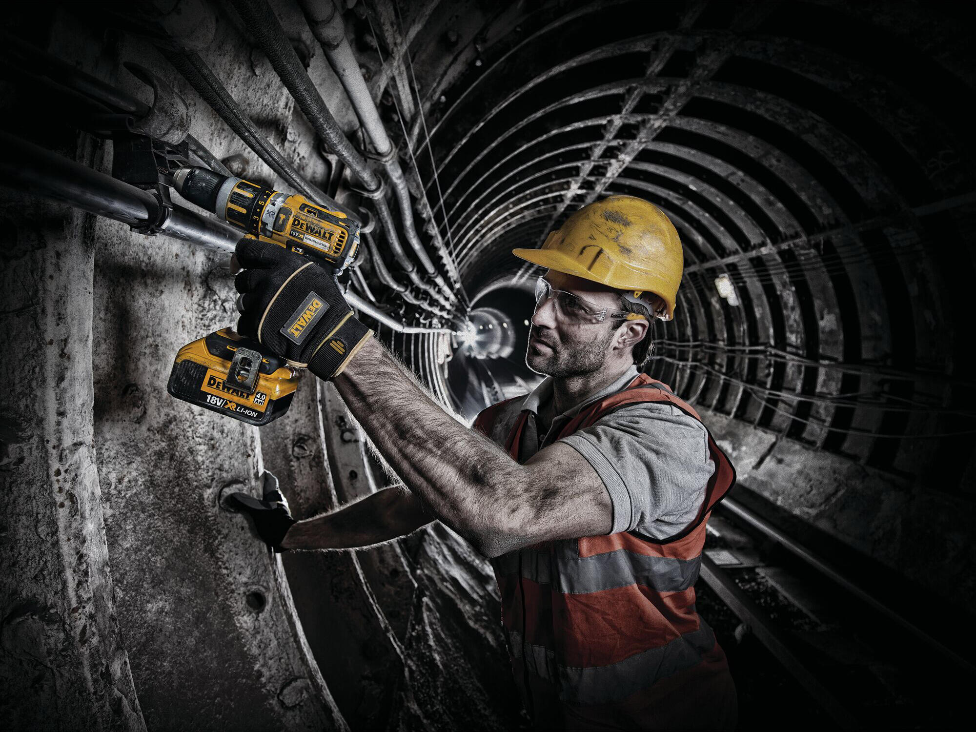 Perceuse visseuse à percussion sans fil XR 18V 4AH - DEWALT - 2