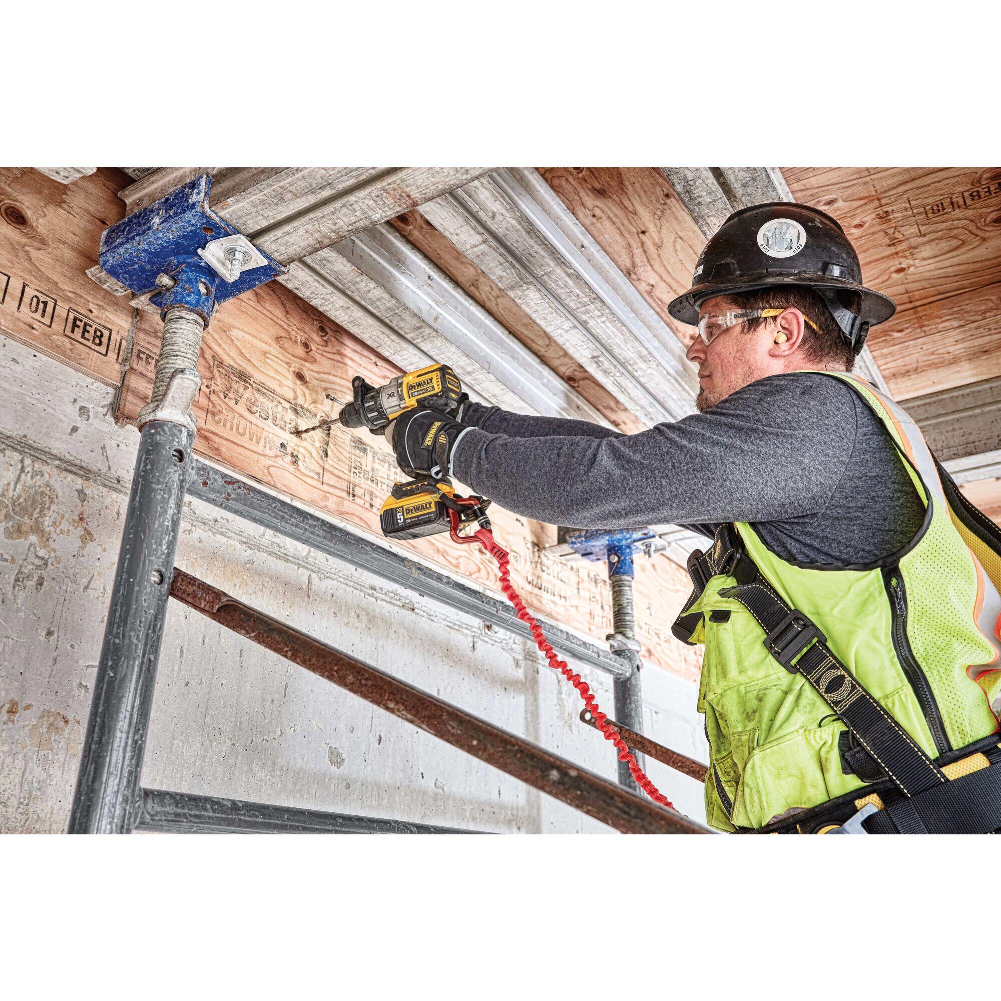 Perceuse visseuse à percussion sans fil Premium 18V 5Ah - DEWALT - 2