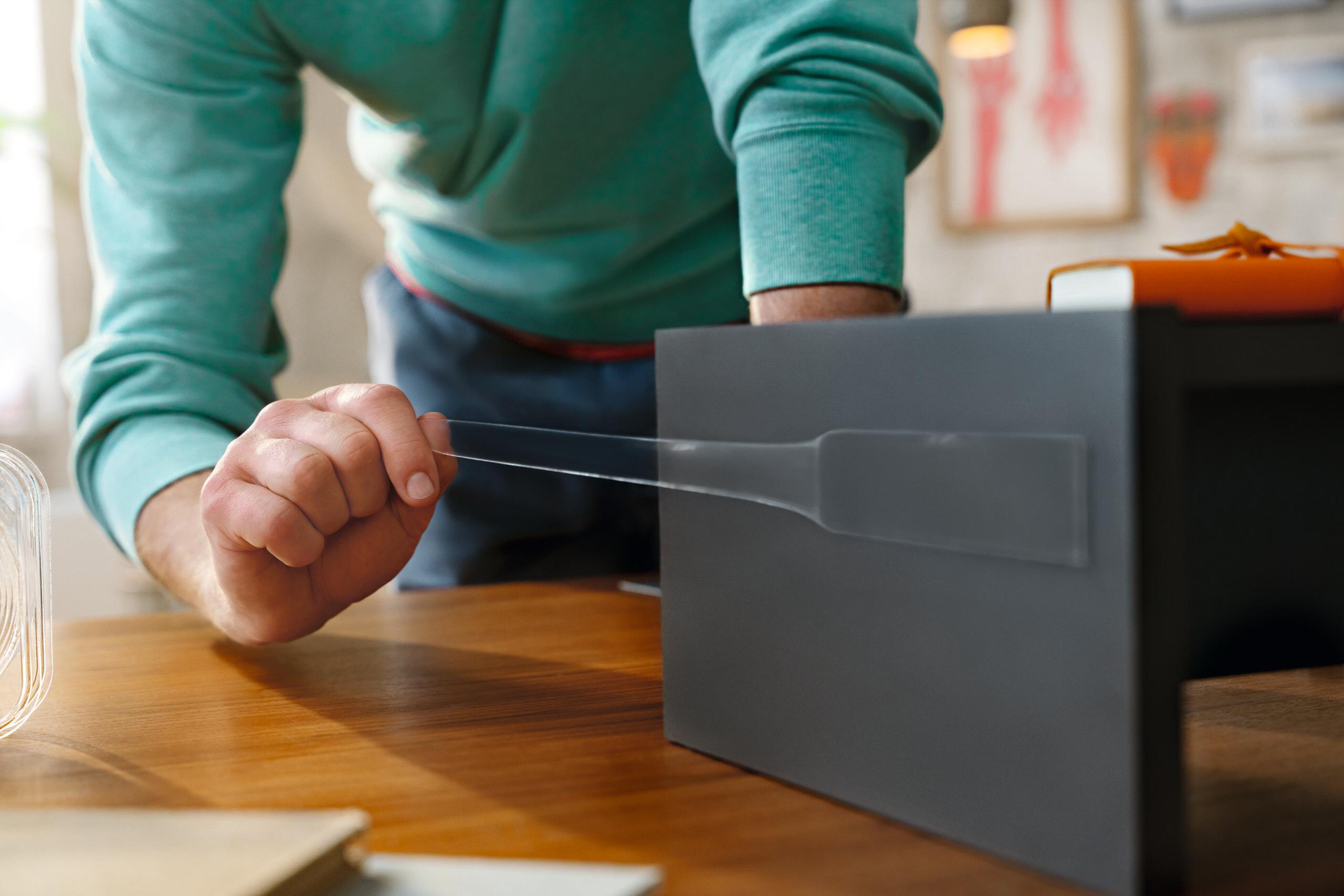 Nastro adesivo, TESA Nanopower universale Double-sided per fissaggio, resistente ai raggi uv trasparente H 30 mm x L 3 mt - 10