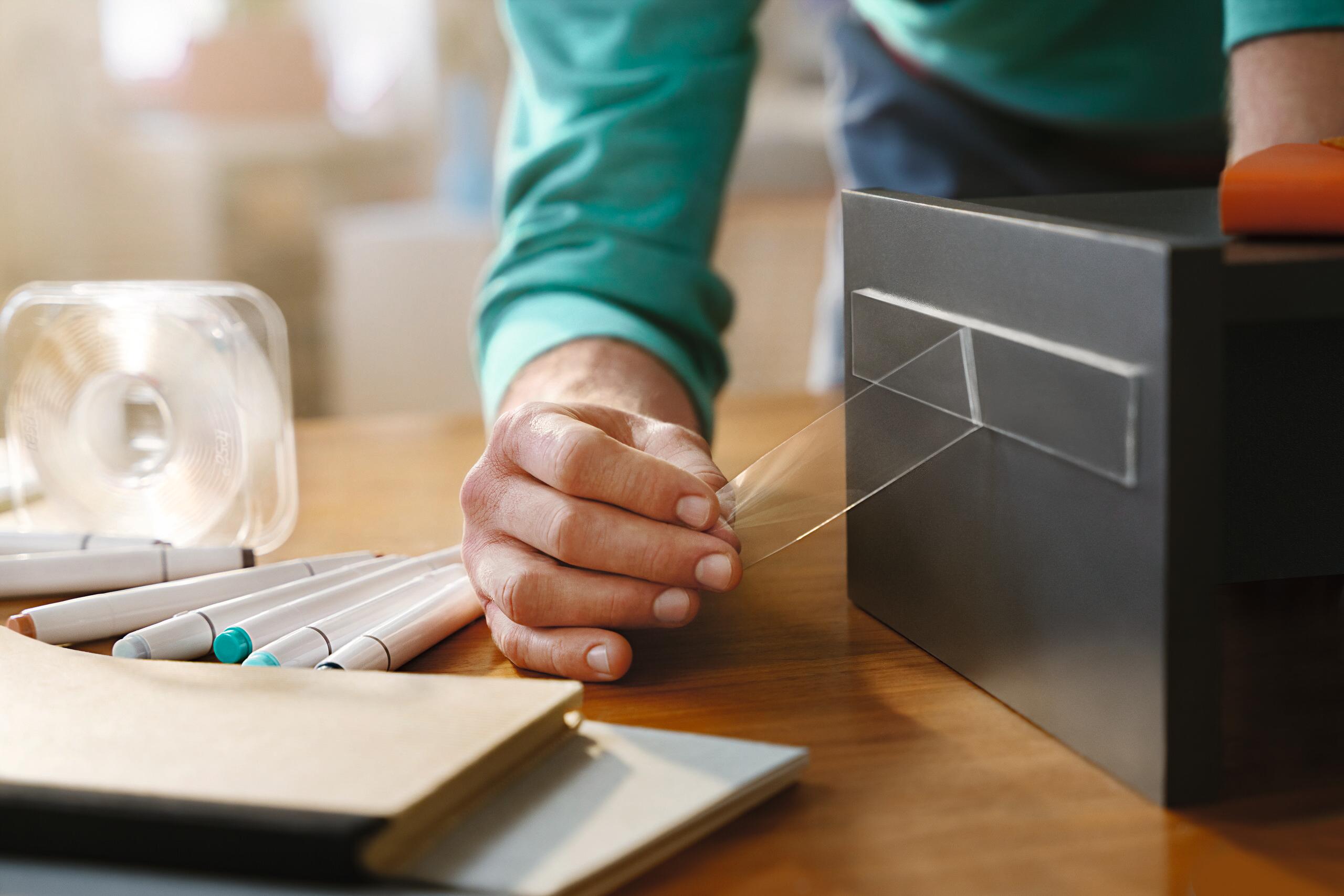 Nastro adesivo, TESA Nanopower universale Double-sided per fissaggio, resistente ai raggi uv trasparente H 30 mm x L 3 mt - 9