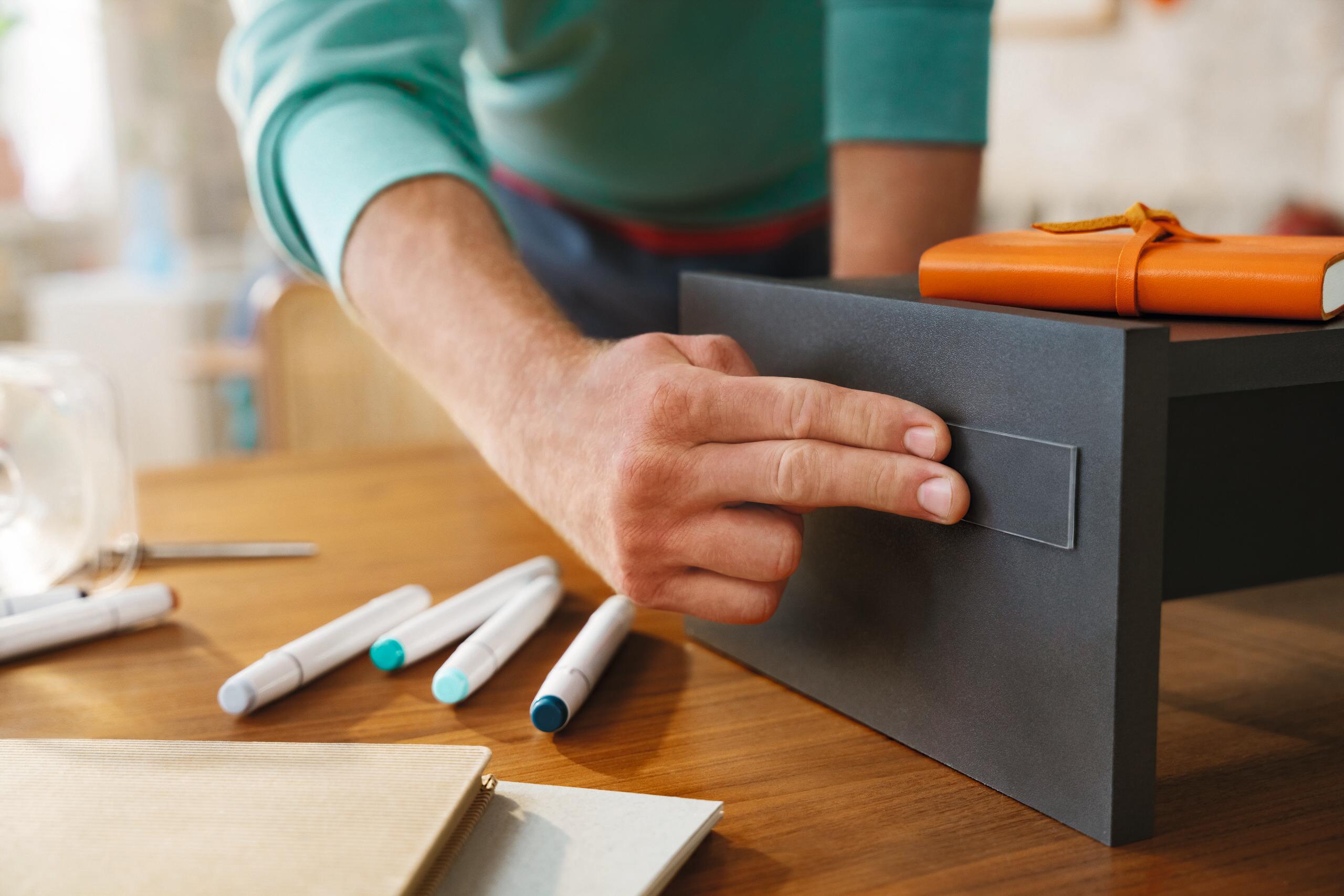 Nastro adesivo, TESA Nanopower universale Double-sided per fissaggio, resistente ai raggi uv trasparente H 30 mm x L 3 mt - 7