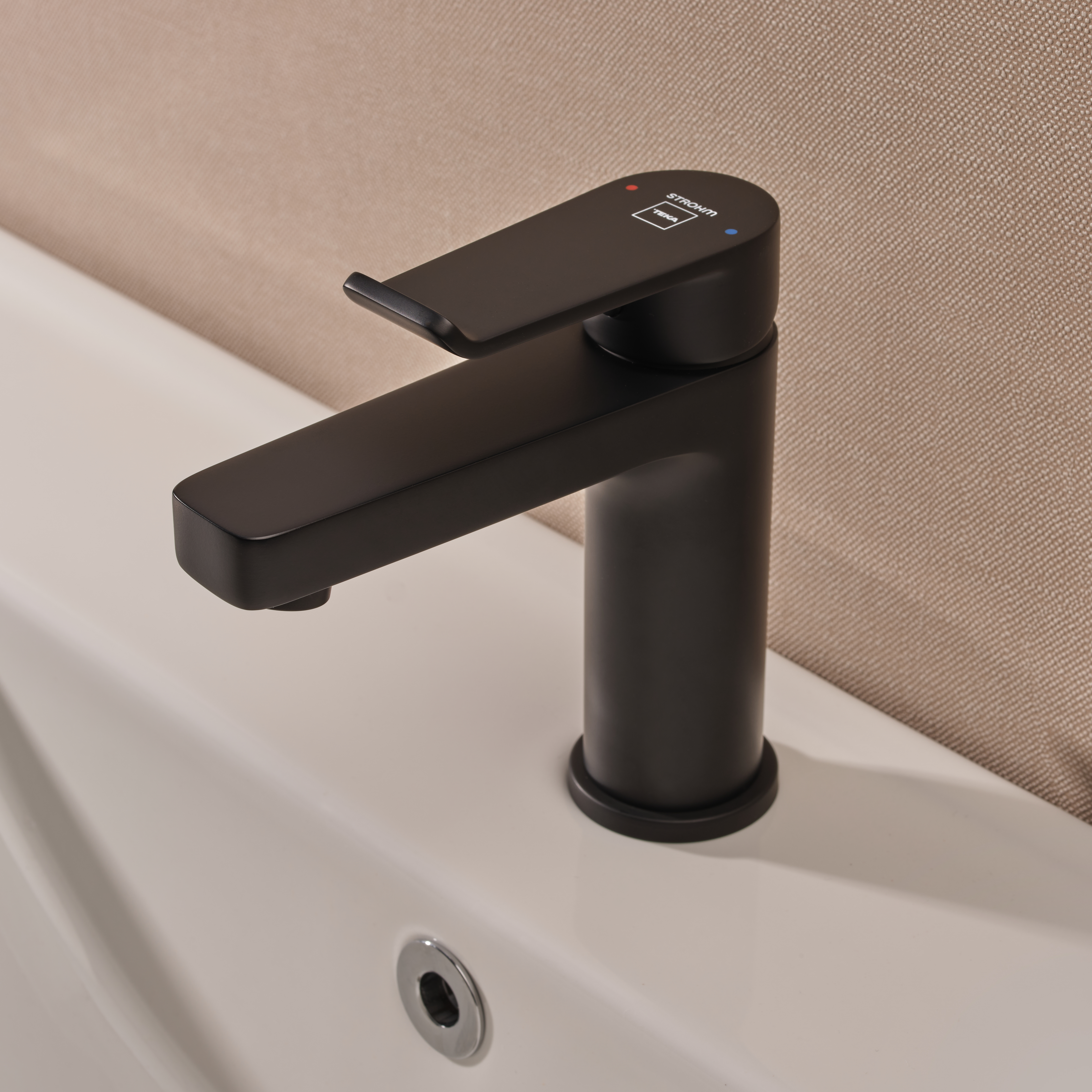 Grifo de lavabo STROHM TEKA Ethika monomando negro mate. Antical. Latón - 2