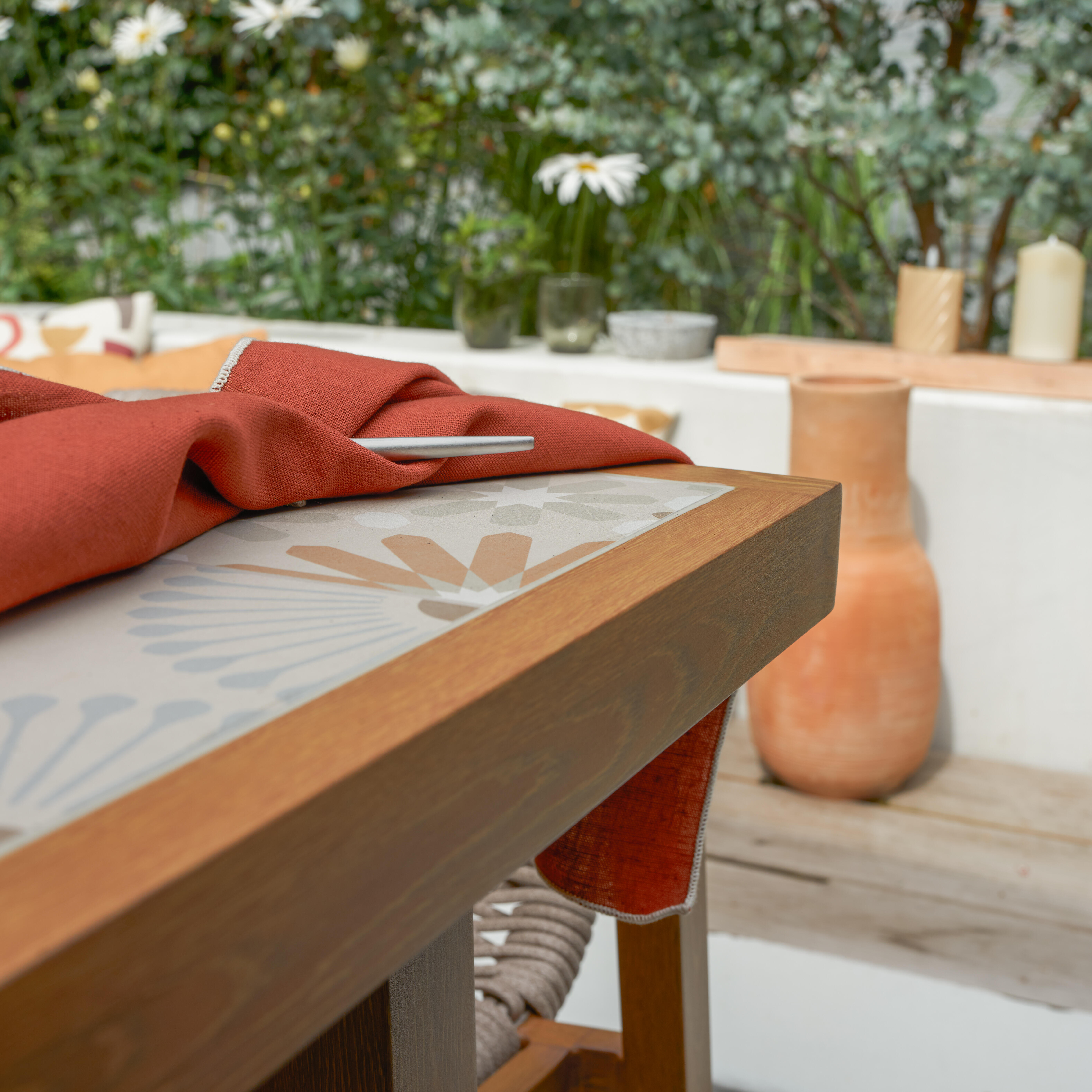 Mesa de jardín de comedor de aluminio Gaia marrón de 65.5x100x126 cm - 8