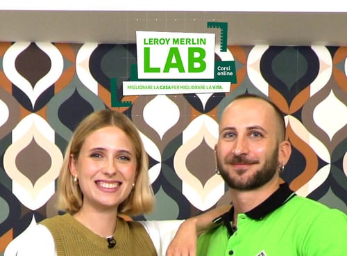 Come posare la carta da parati sulle pareti | Leroy Merlin Lab