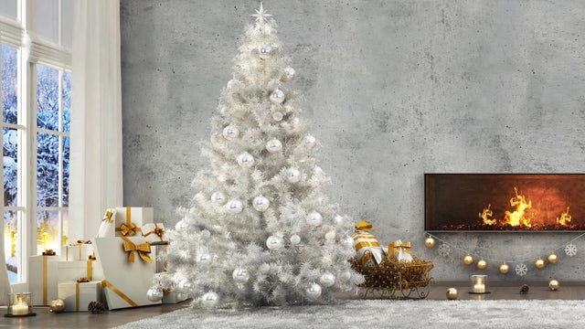 Albero di Natale migliore: dimensioni, forme e materiali a confronto