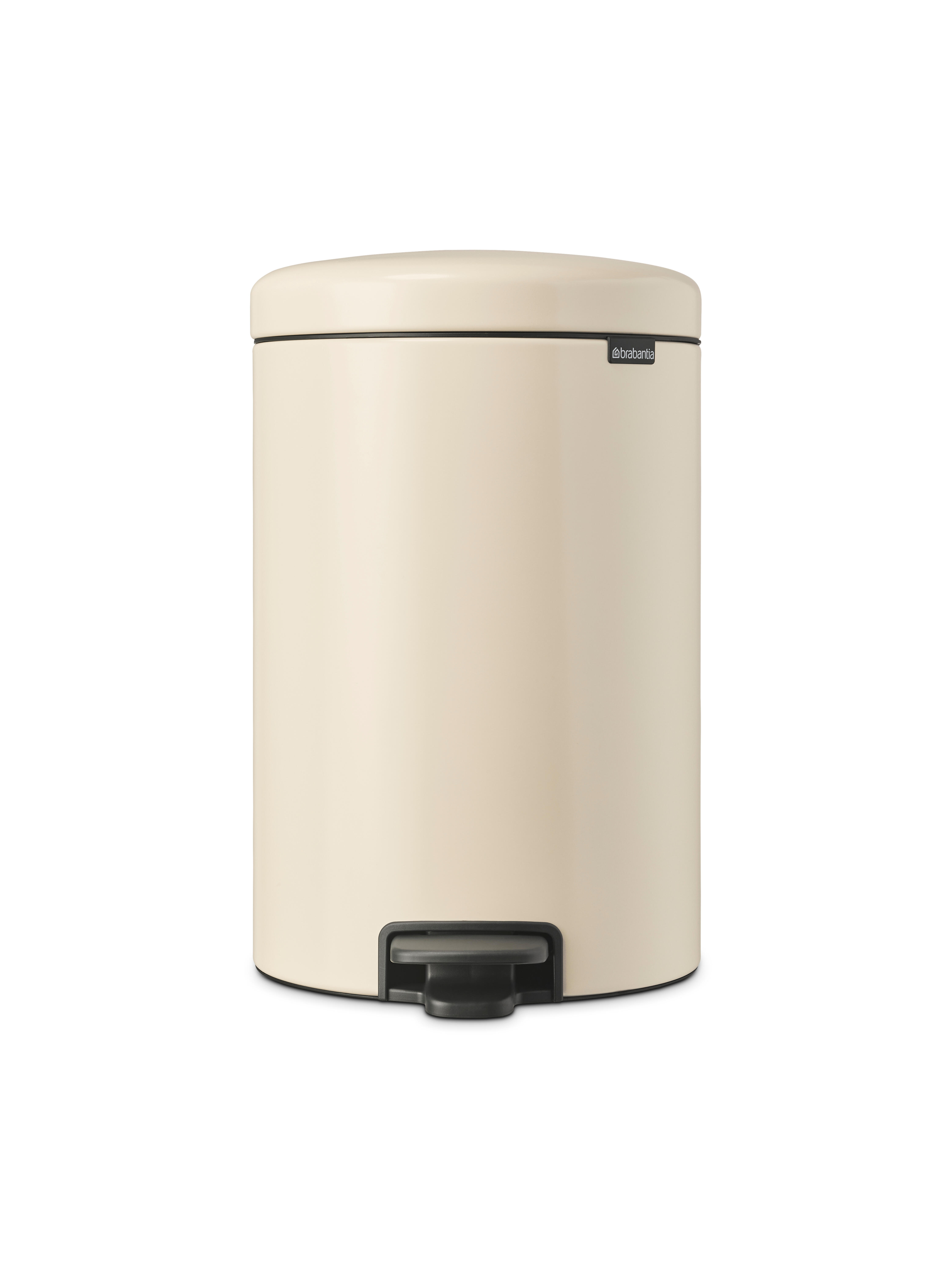 Cubo de la basura con pedal brabantia newicon 20l soft beige