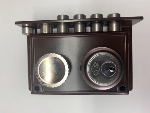 CERRADURA 243 CILINDRO REGULABLE DERECHA MARRÓN