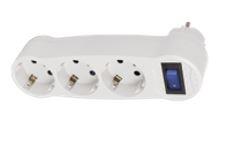 ADAPTADOR 3 TOMAS 16A FRONTAL CON INTERRUPTOR