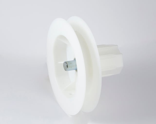 POLEA DE PVC COMPACTO 120 CON ESPIGA PARA EJE 40 MM Y CINTA 20 MM