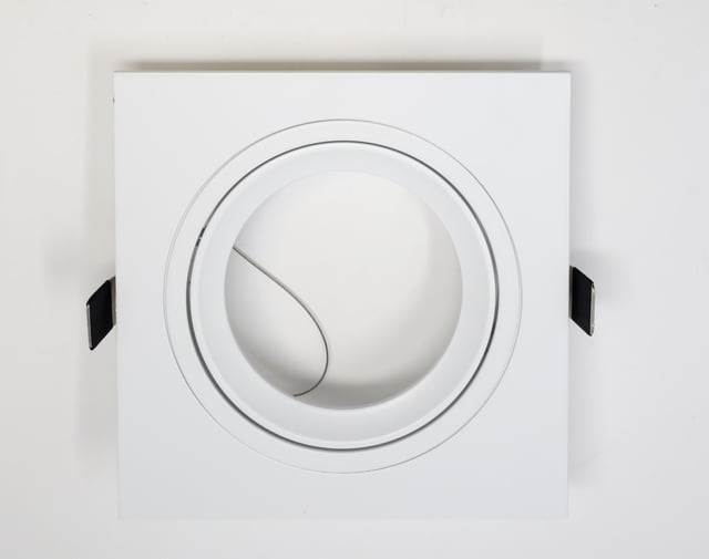 ARO DE EMPOTRAR ALUMINIO CUADRADO BASCULANTE BLANCO