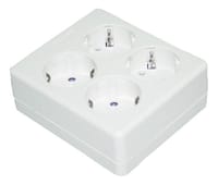 BASE MULTIPLE CUADRADA 4 TOMAS SIN CABLE - 1