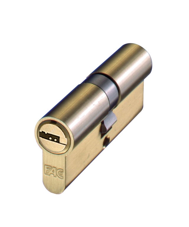 CILINDRO SEGURIDAD BOMBIN 30 X 30  MM. PUNTOS LEVA 15  MM. LATON FAC