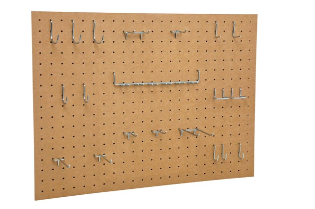 PANEL PERFORADO CON GANCHOS 90 X 60 CM Y 41 GANCHOS FEPRE